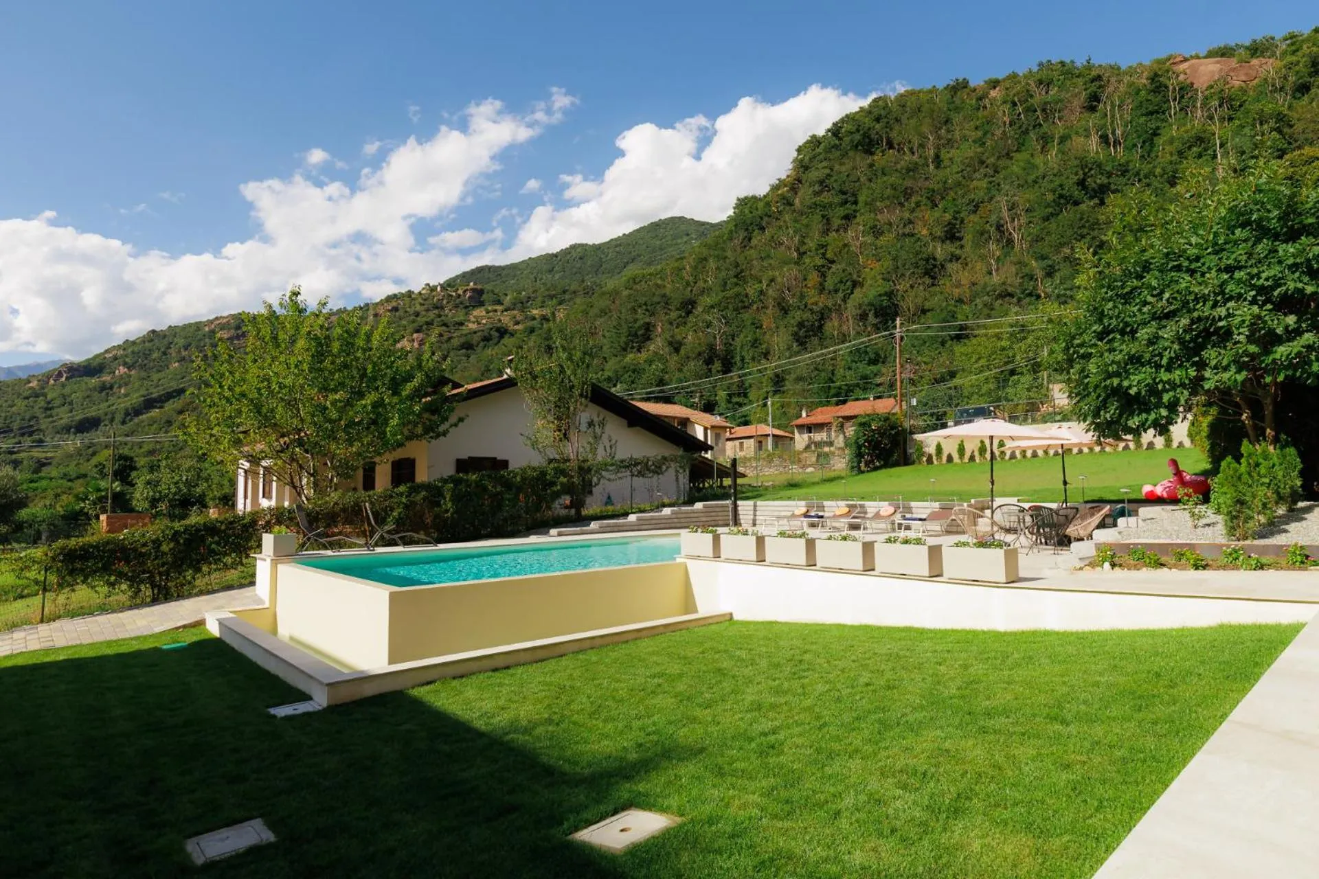 Pool view in Bed & Breakfast L'Albero Maestro