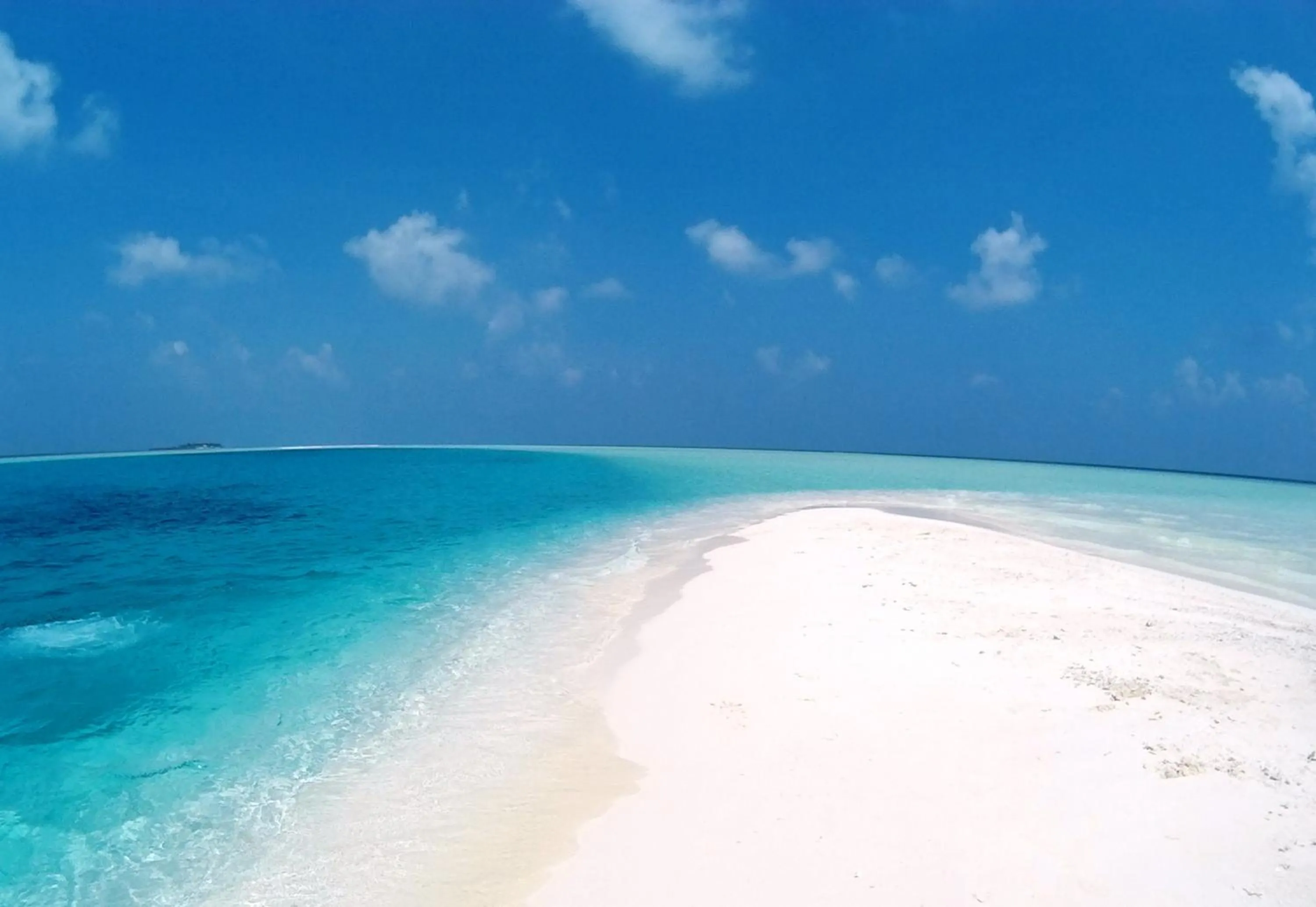 Day in Rasdhoo Coralville