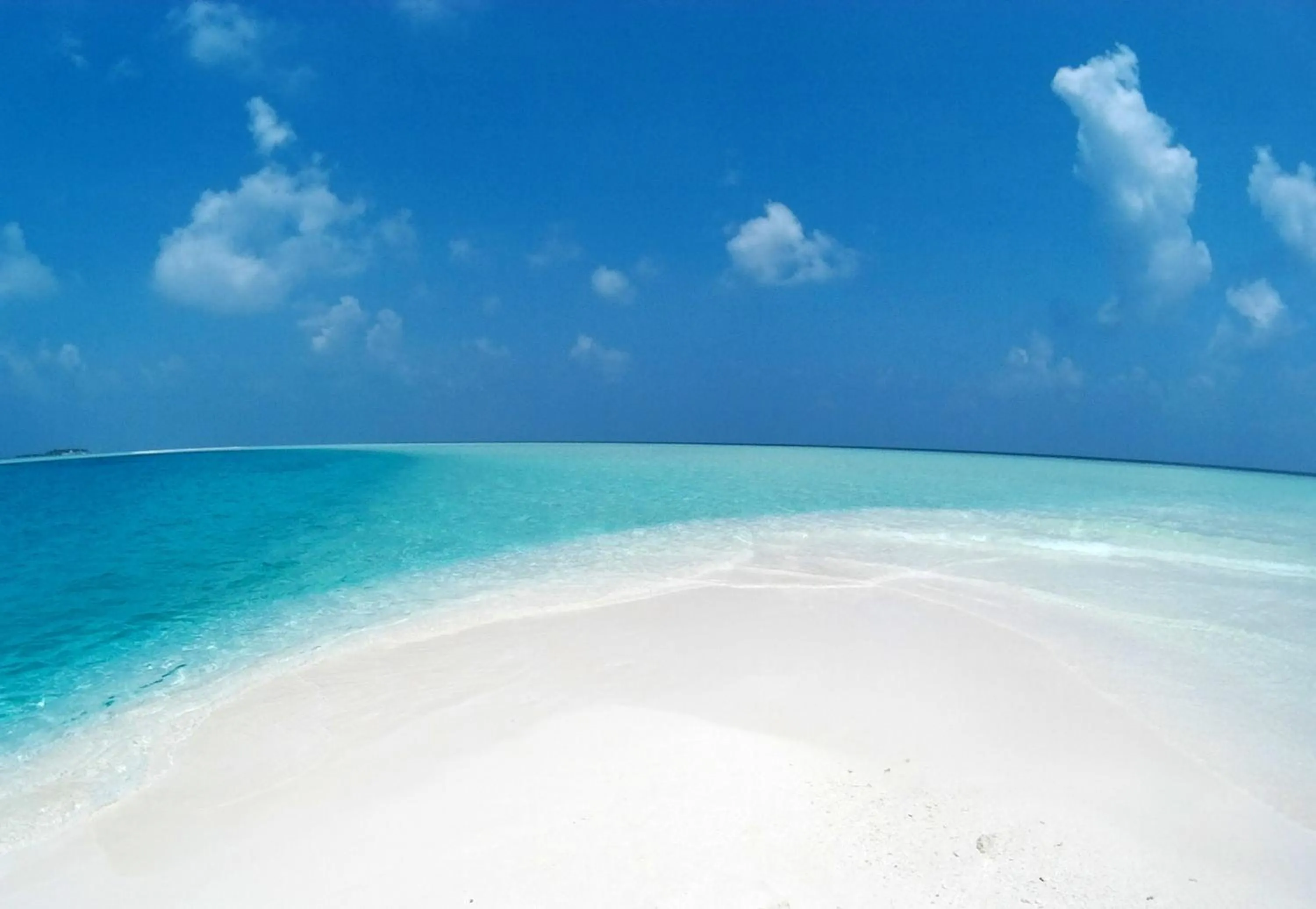 Day in Rasdhoo Coralville