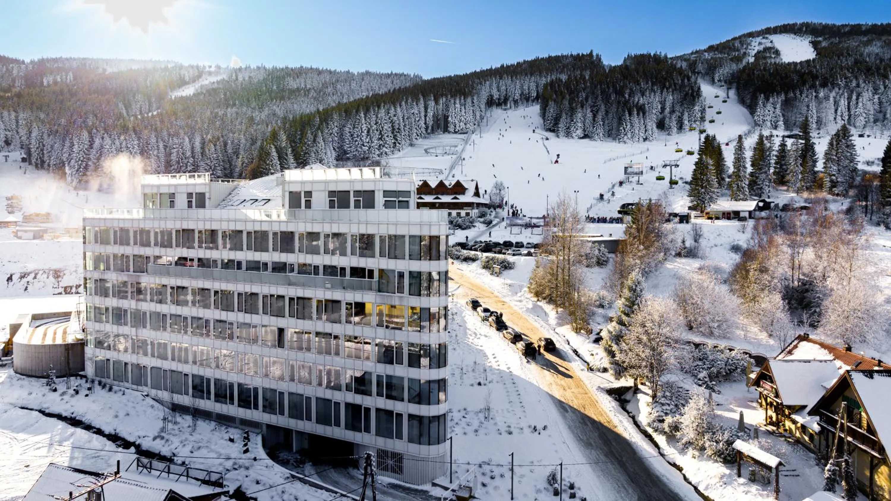 Property building in Aparthotel Biała Perła - Czarna Góra Resort, Sun & Snow