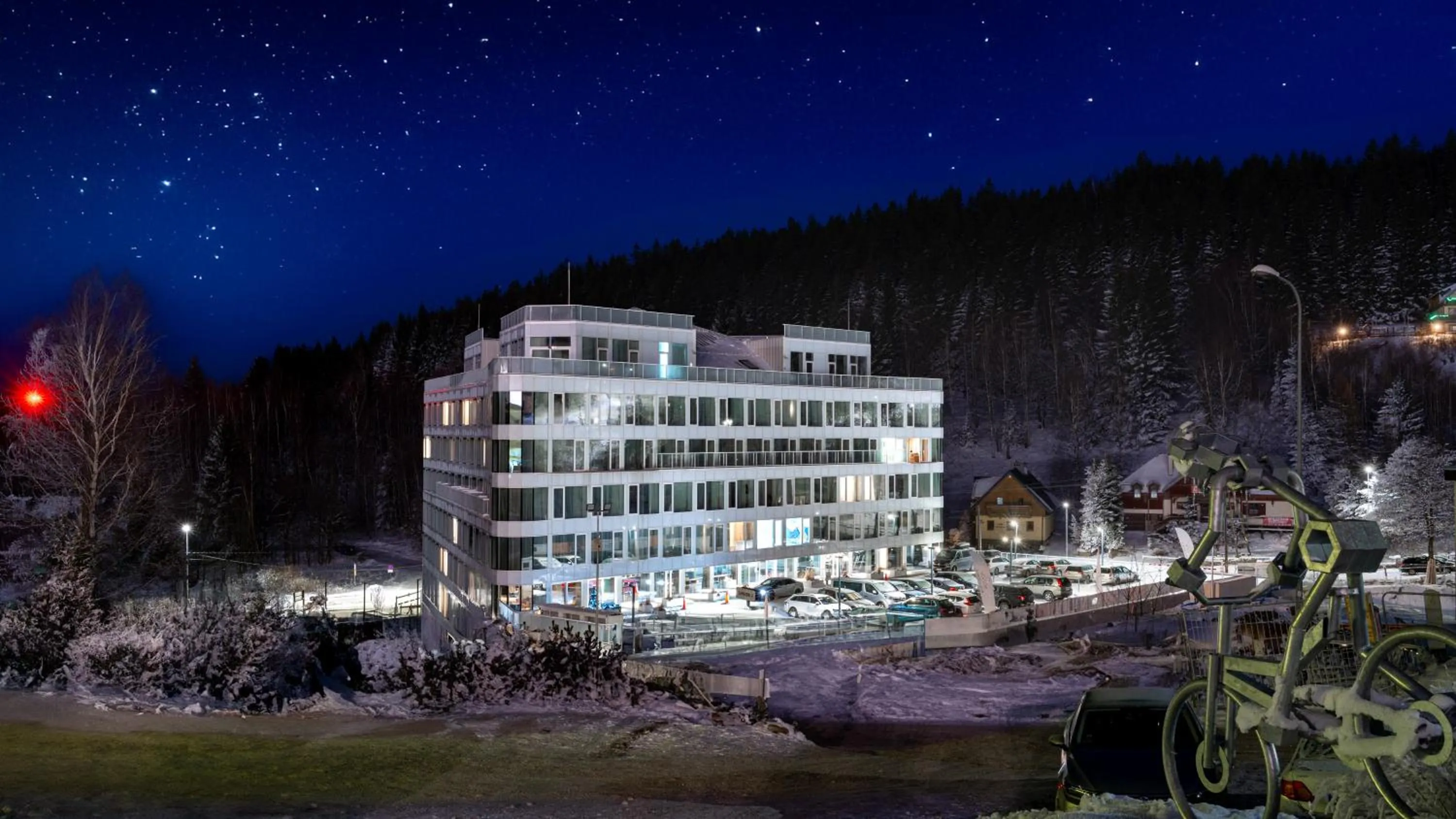 Property building in Aparthotel Biała Perła - Czarna Góra Resort, Sun & Snow