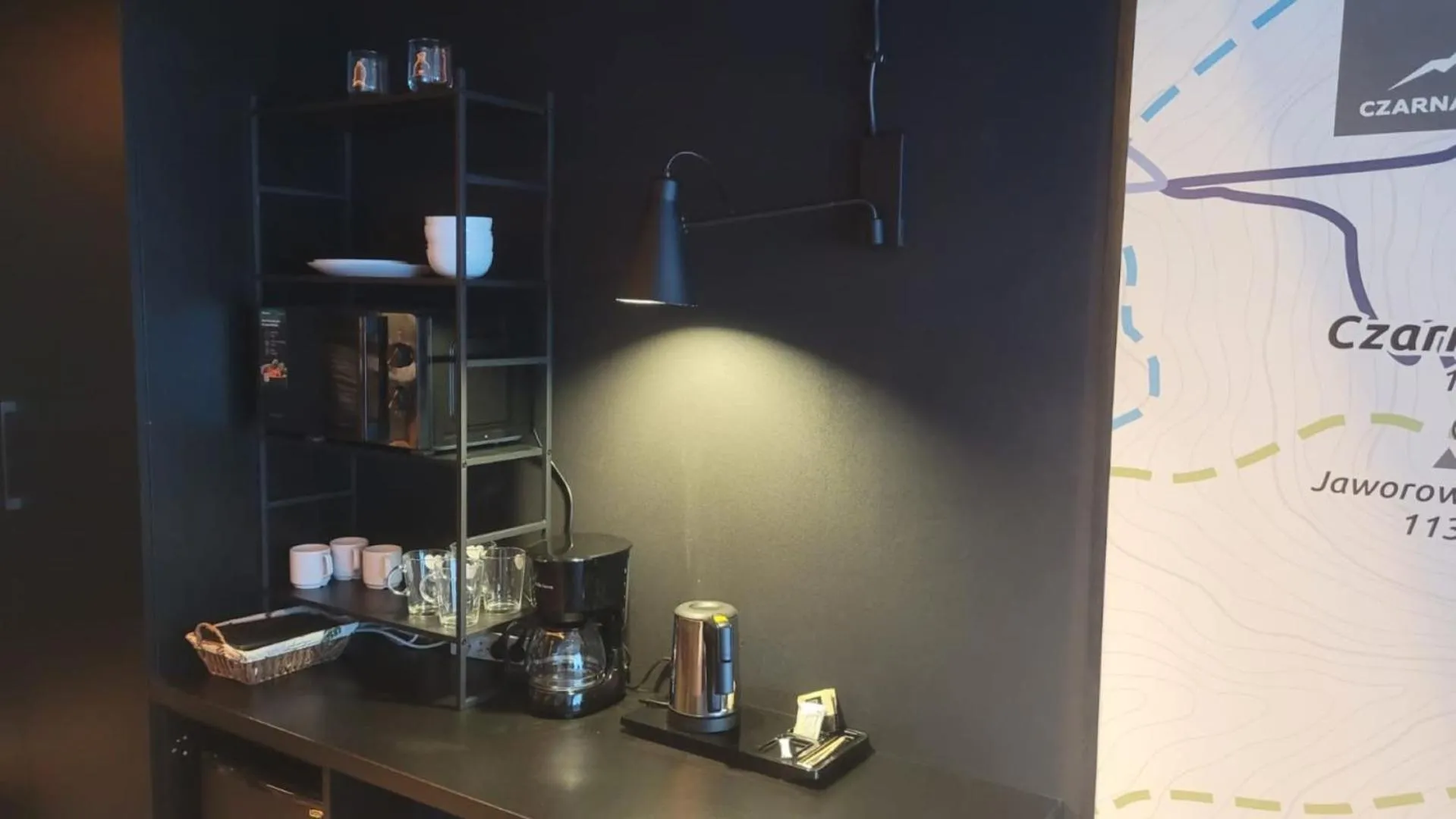 Coffee/tea facilities in Aparthotel Biała Perła - Czarna Góra Resort, Sun & Snow
