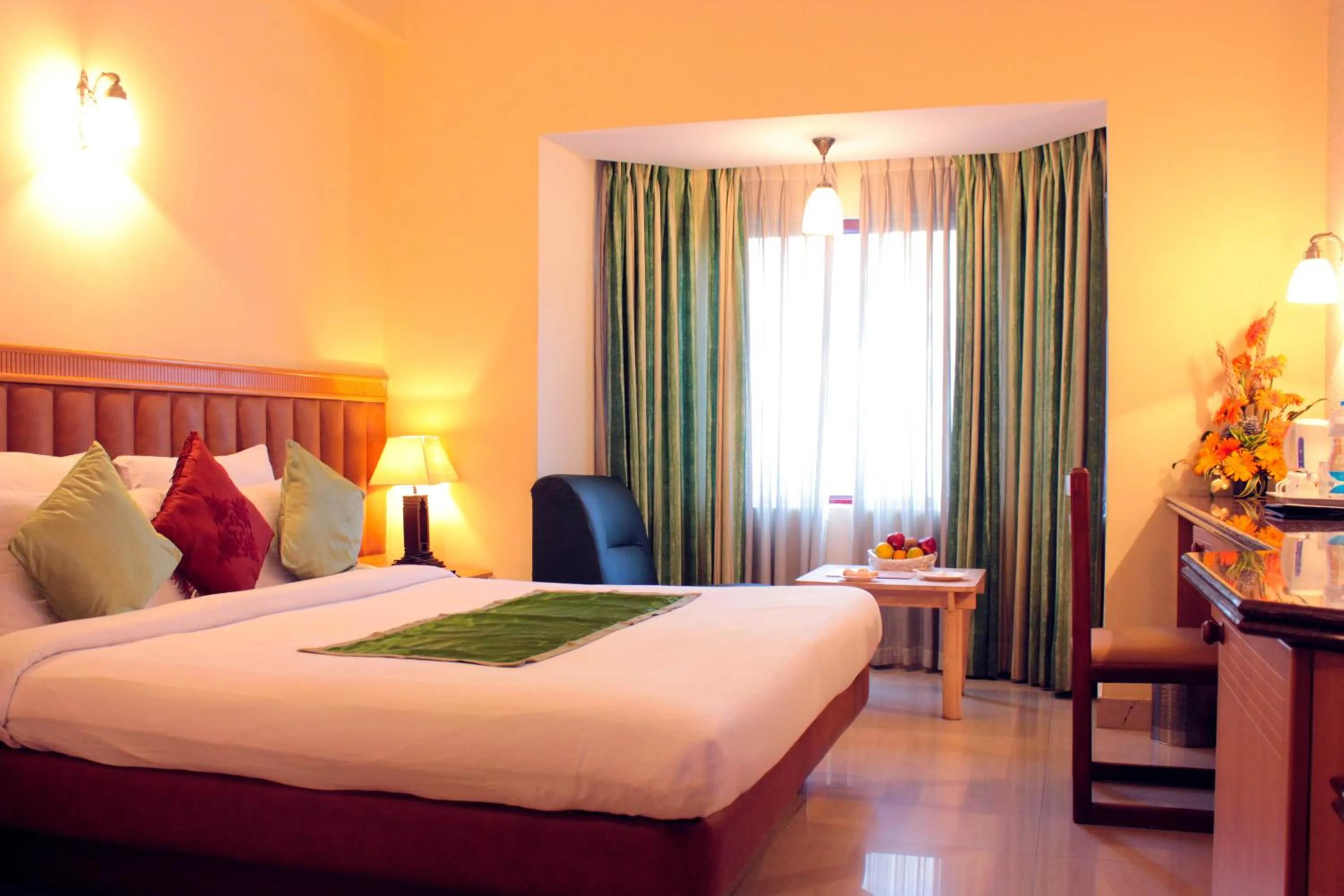 Day, Bed in Highgates Hotel