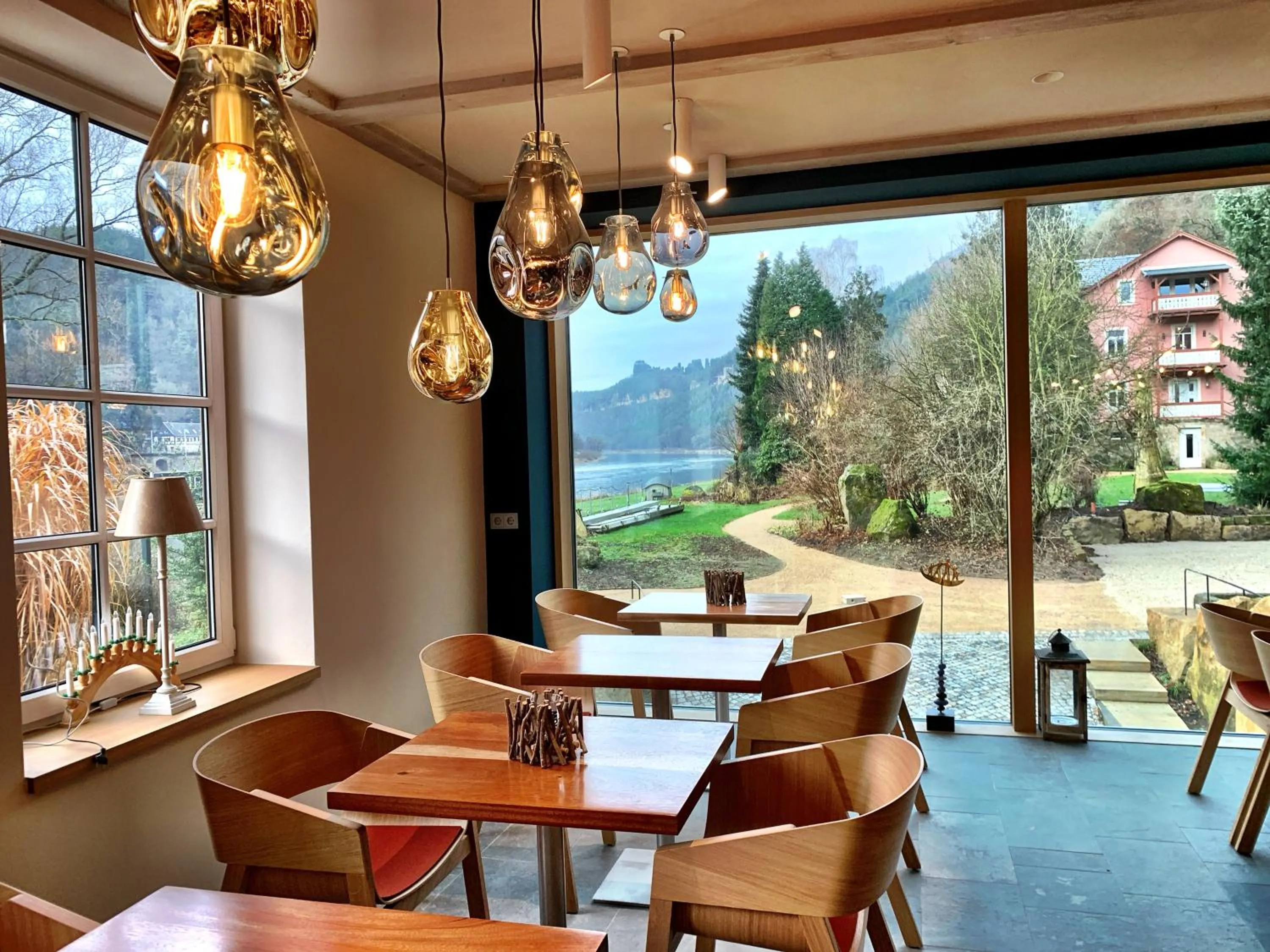 Restaurant/places to eat in Bio-Hotel Helvetia