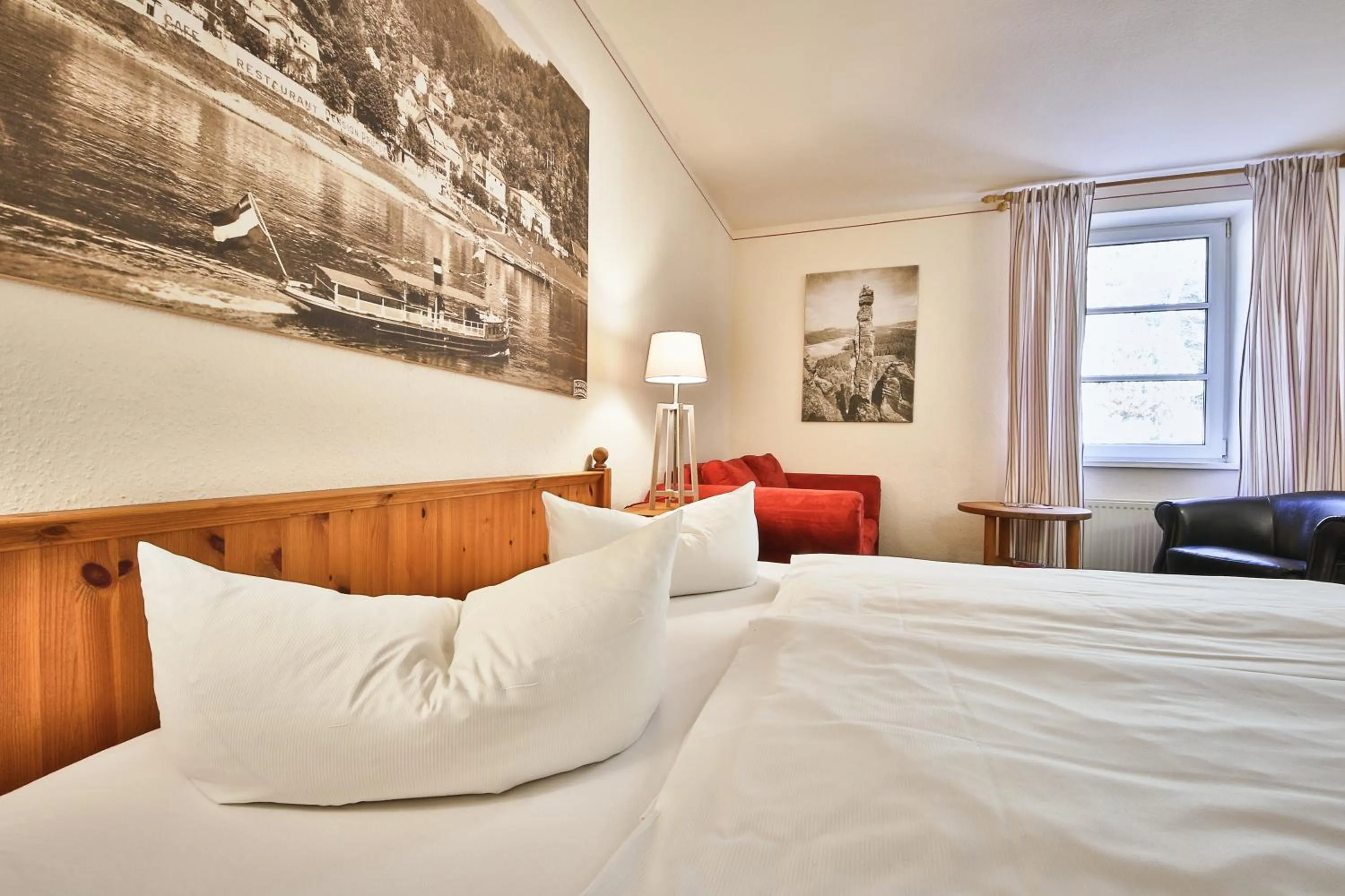 Photo of the whole room, Bed in Bio-Hotel Helvetia
