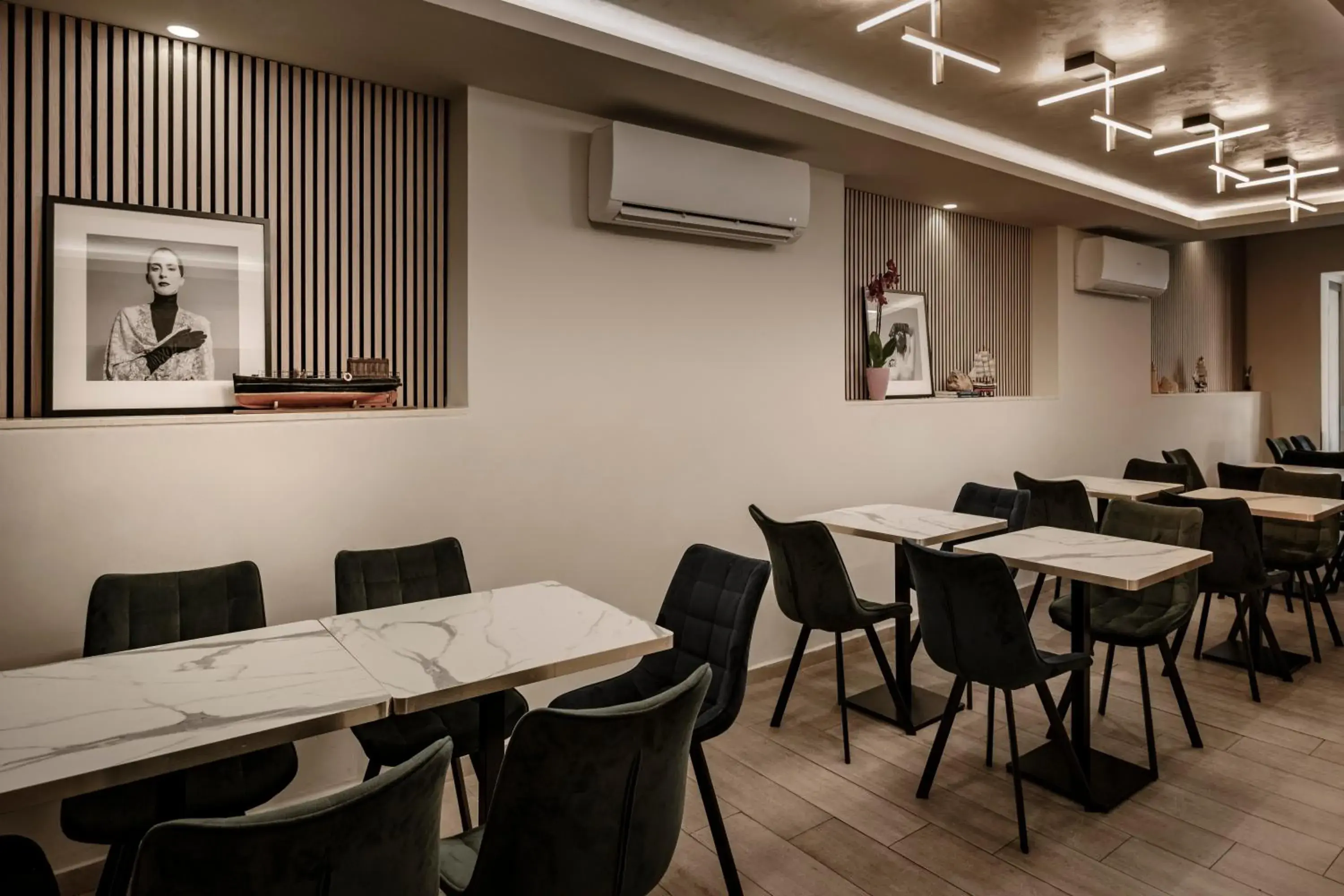 Restaurant/places to eat in Spinola Hotel Restaurant/places to eat in Spinola Hotel
