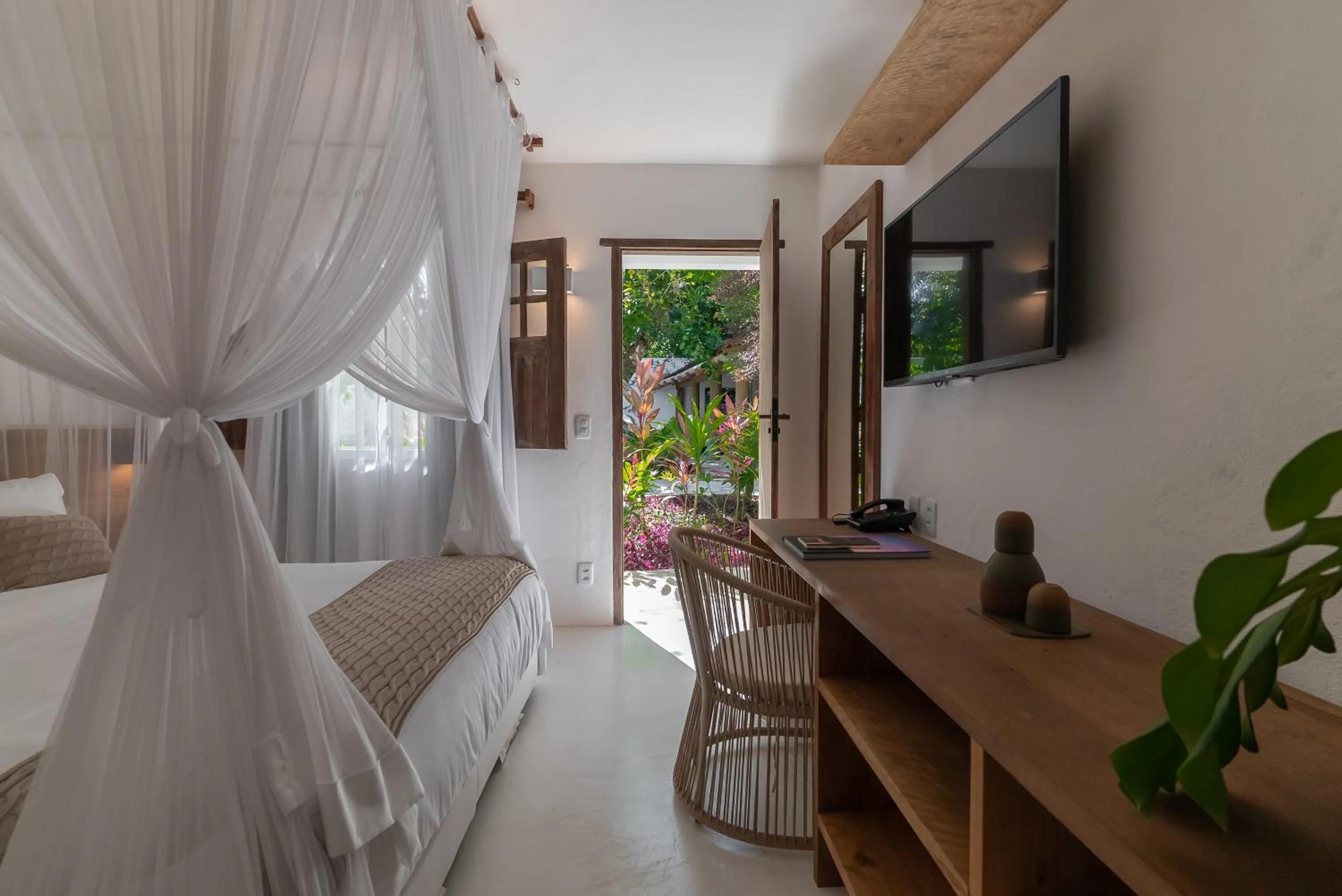 Photo of the whole room, Bed in Hotel Vila São João