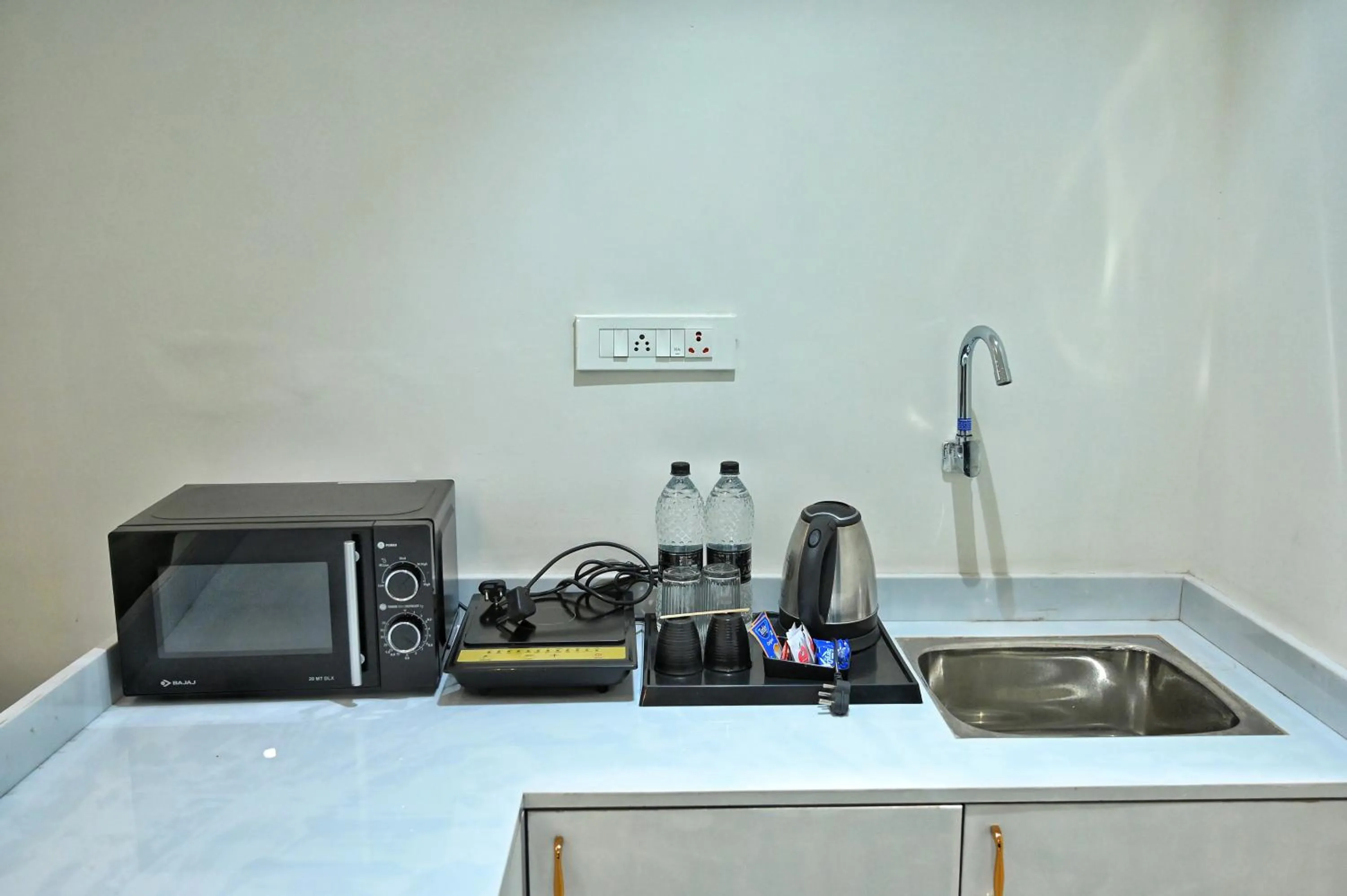 Coffee/tea facilities in The One Hotel Nashik