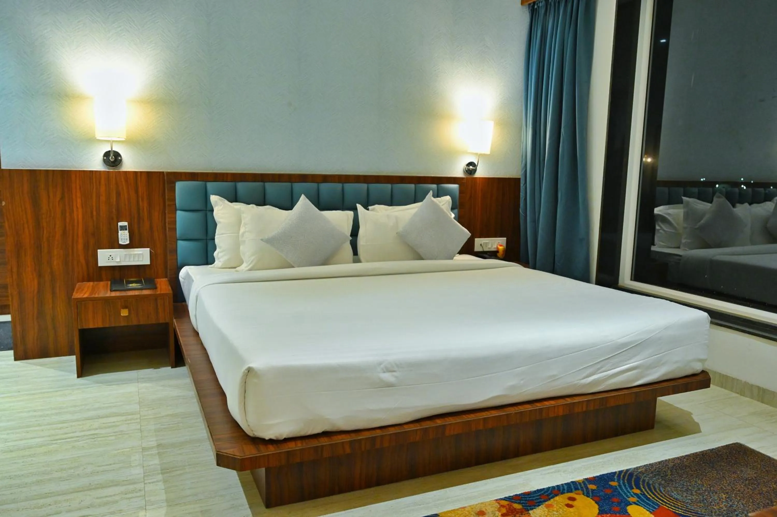 Bed in The One Hotel Nashik