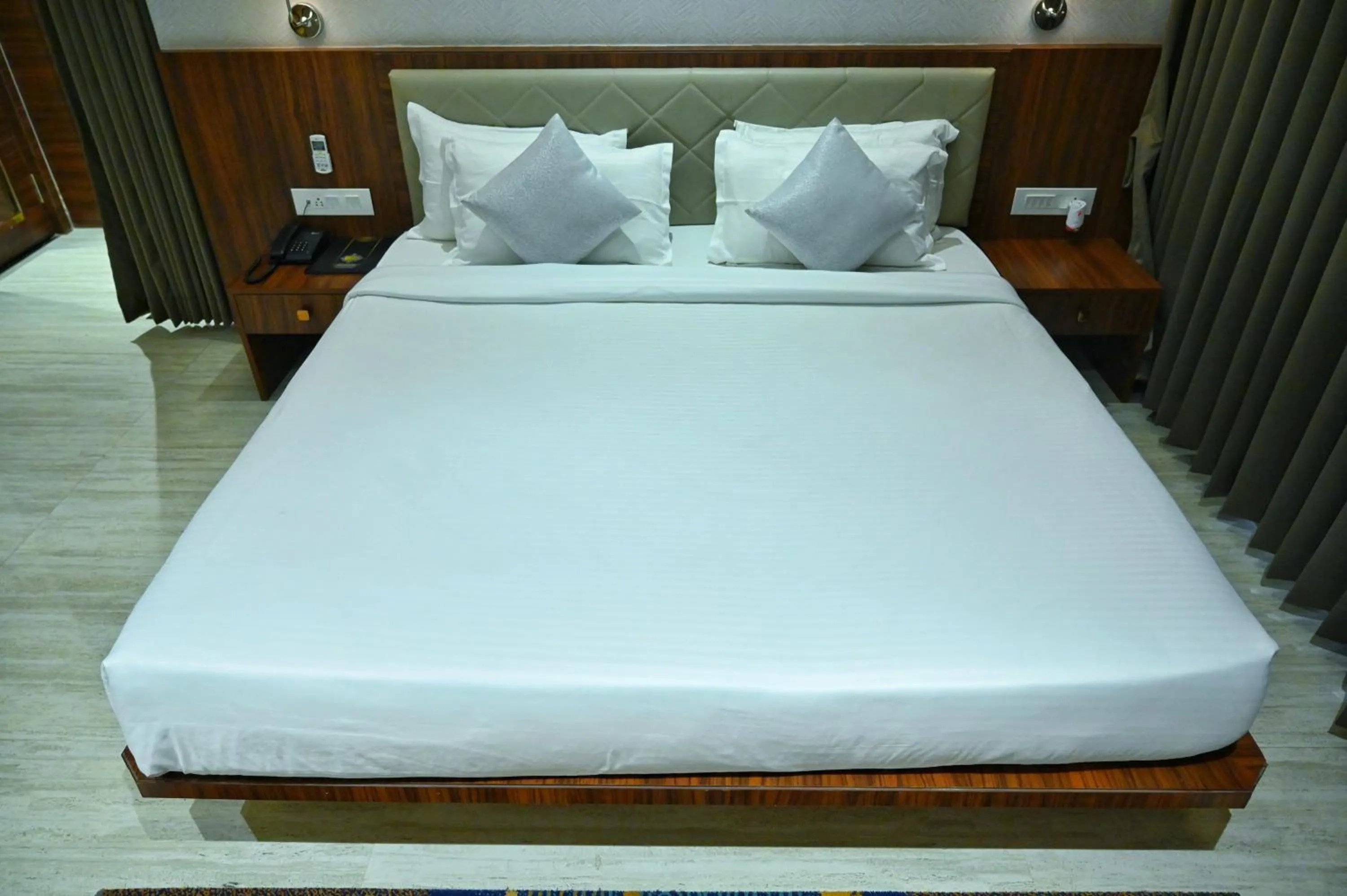 Bed in The One Hotel Nashik