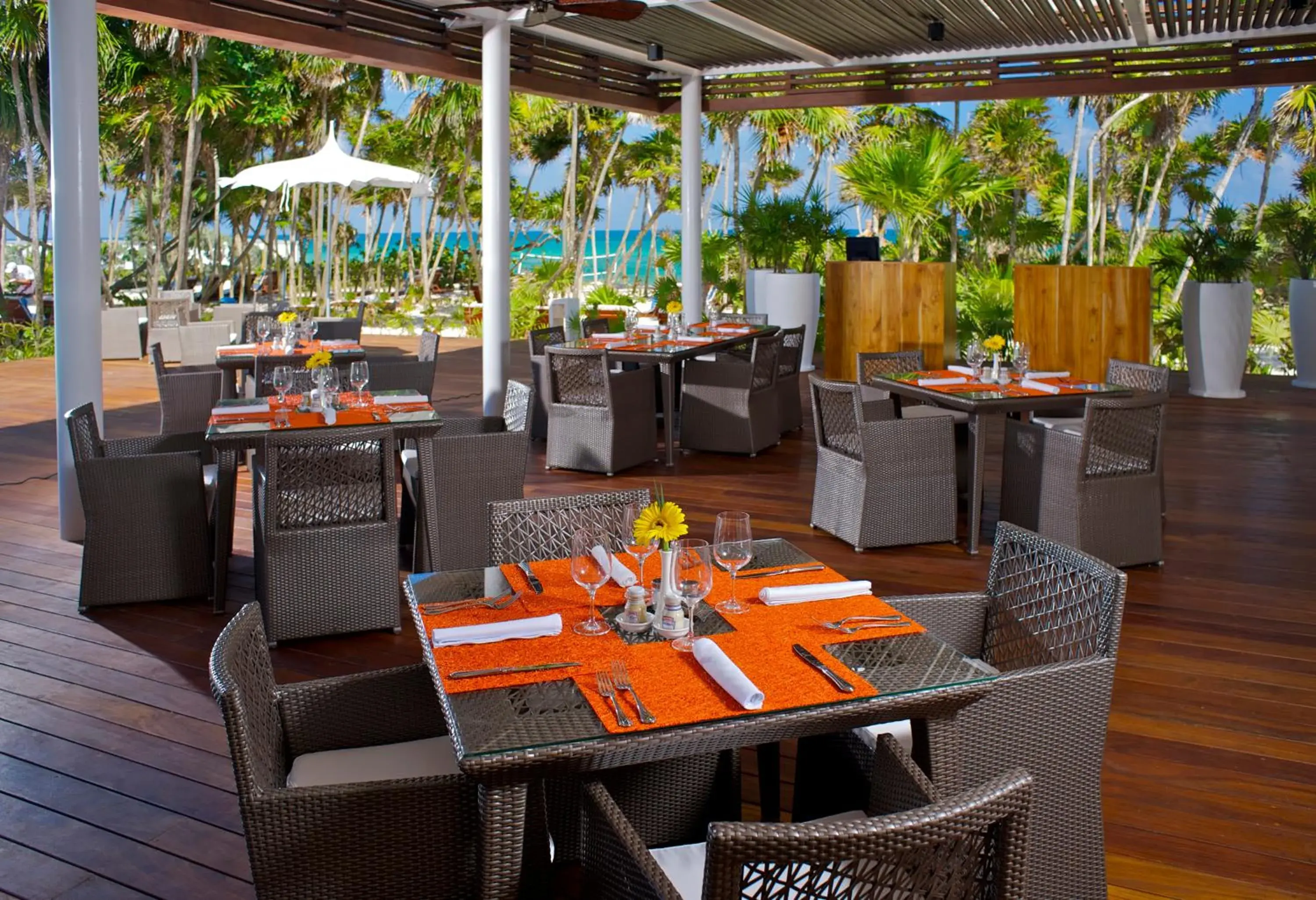 Restaurant/places to eat in Jungala Park Hotel at VidantaWorld Riviera Maya Restaurant/places to eat in Jungala Park Hotel at VidantaWorld Riviera Maya