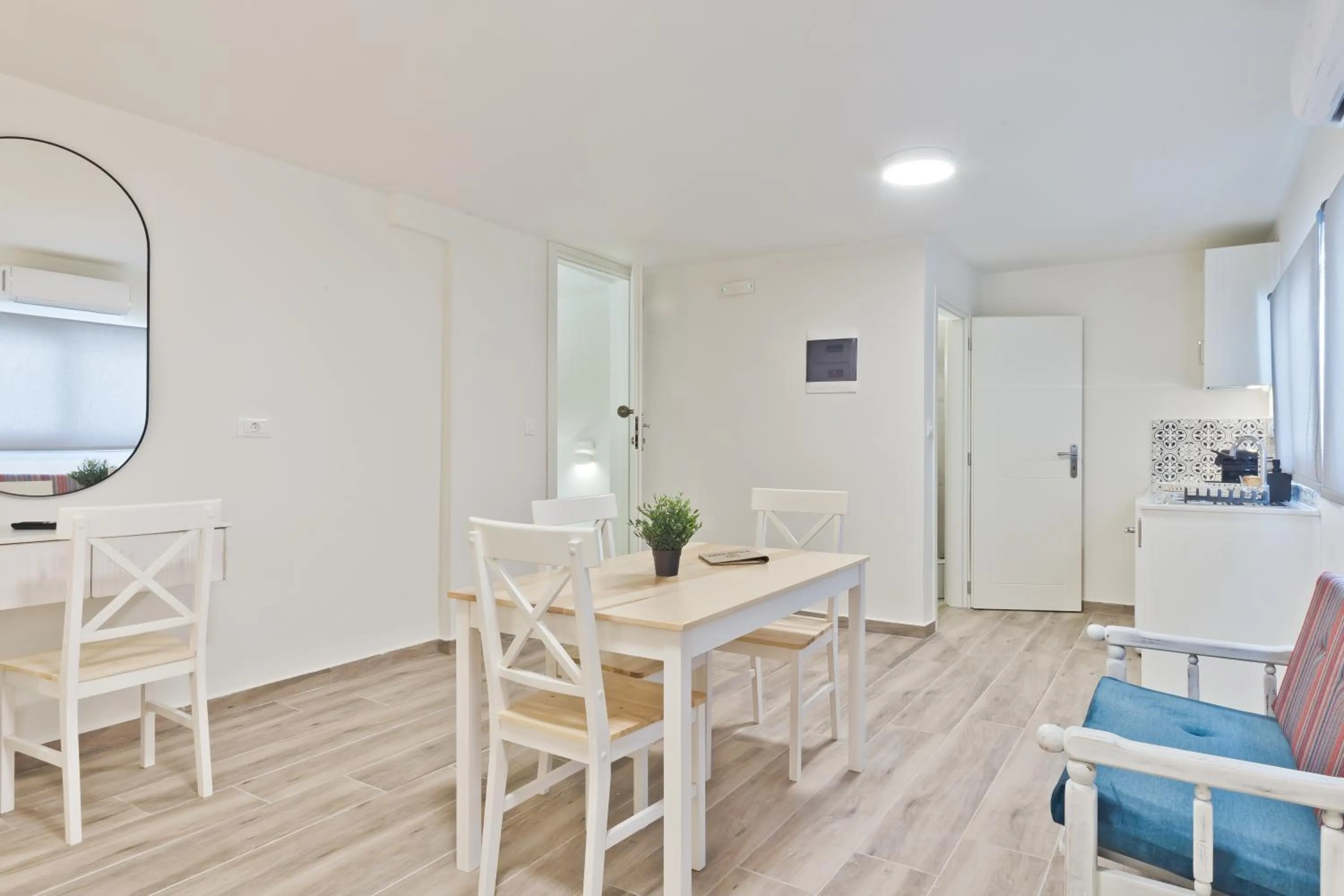 Posidonia Luxury Suites