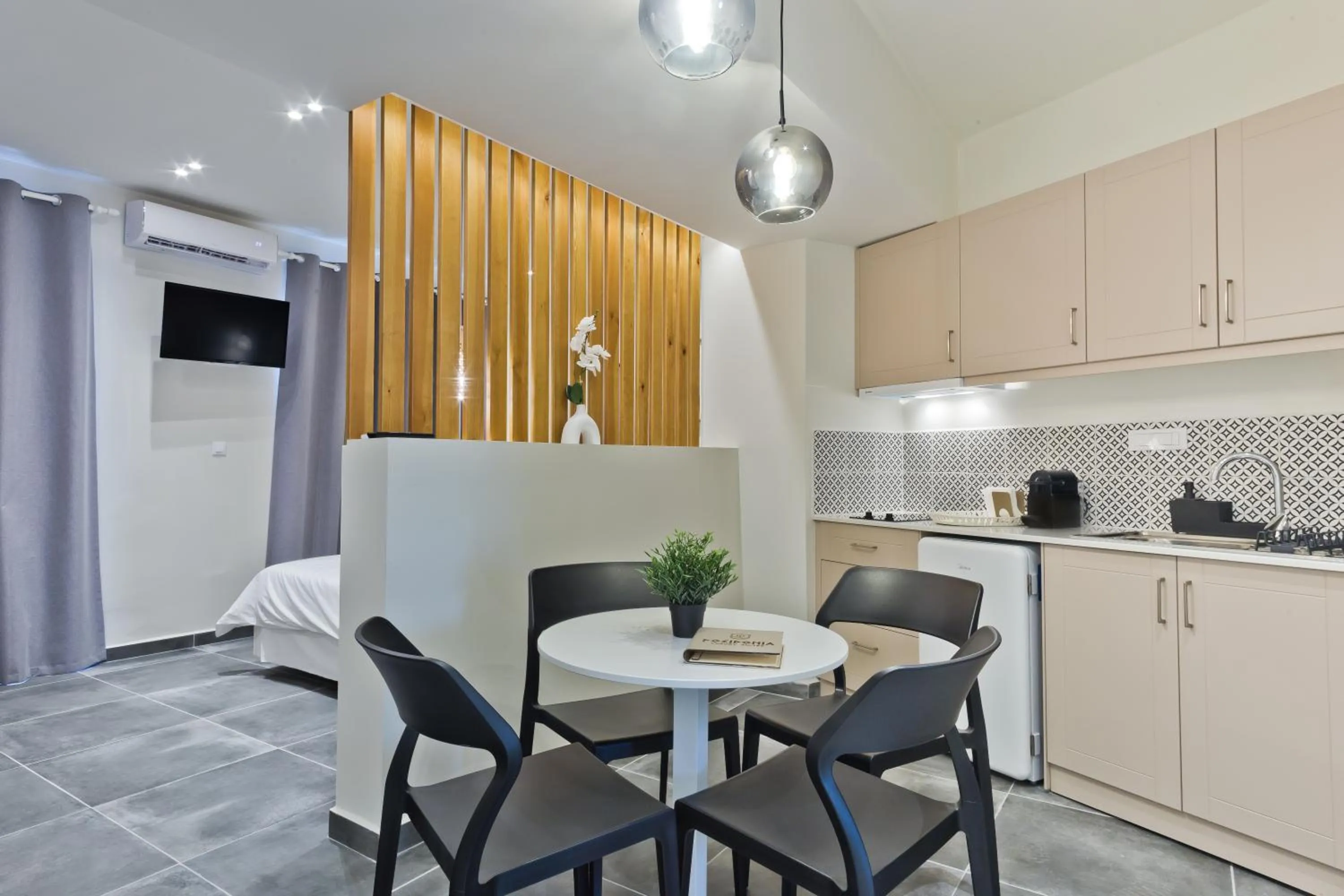 Posidonia Luxury Suites