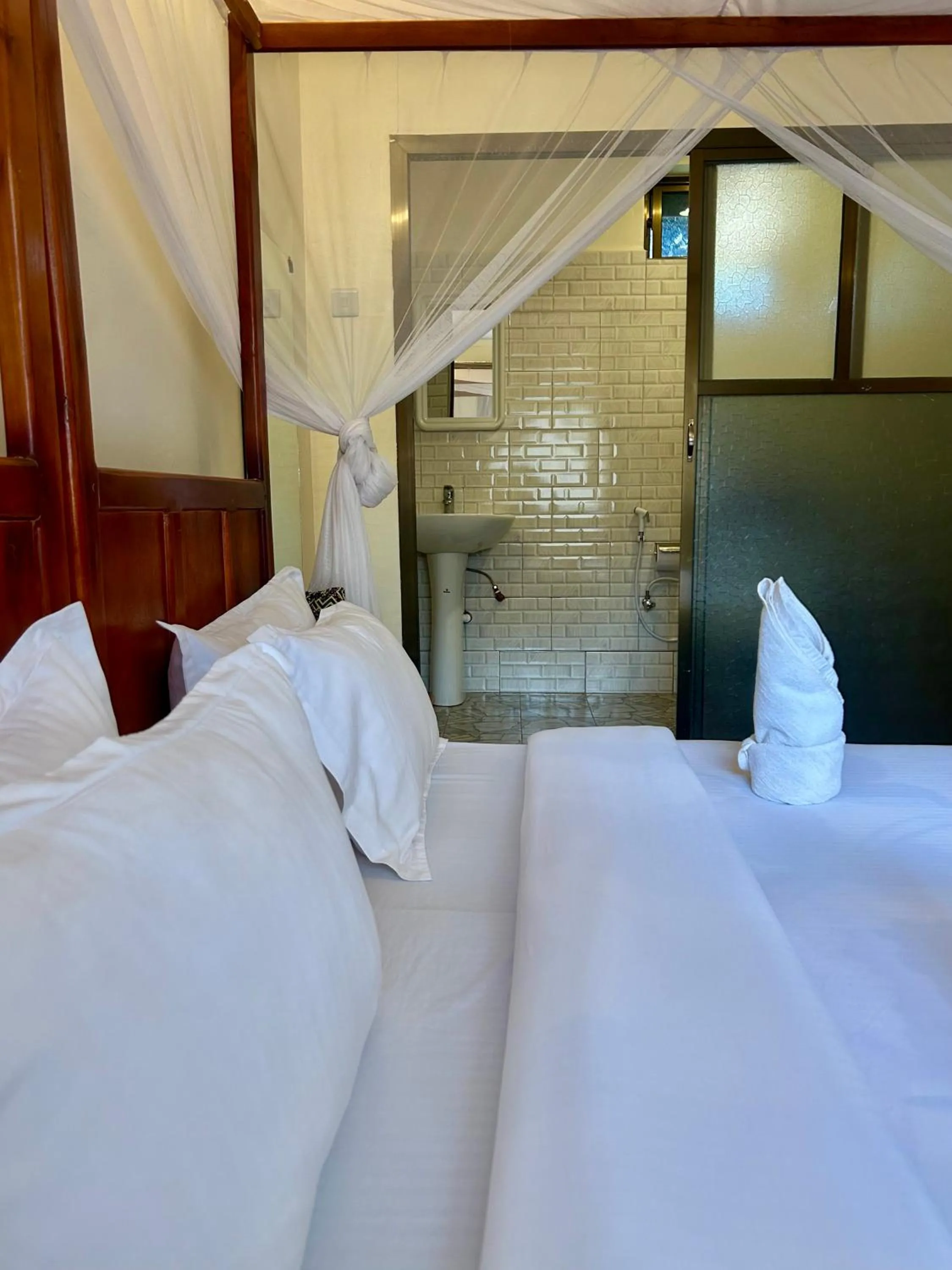 Bedroom, Bed in Patamu Restaurants Lodge & Safaris