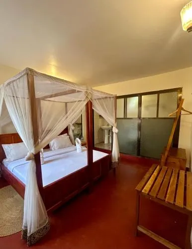Patamu Restaurants Lodge & Safaris