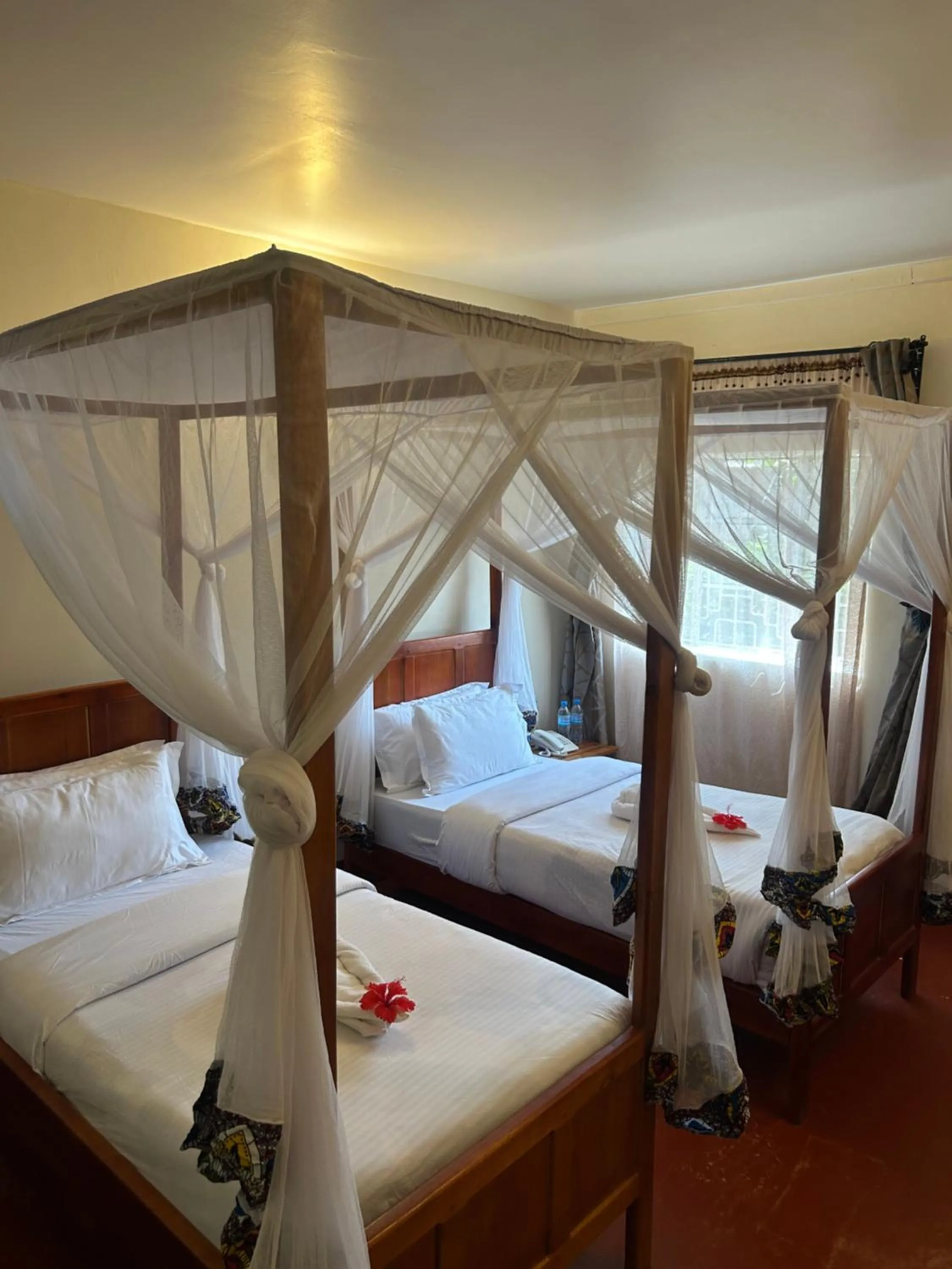 Photo of the whole room, Bed in Patamu Restaurants Lodge & Safaris