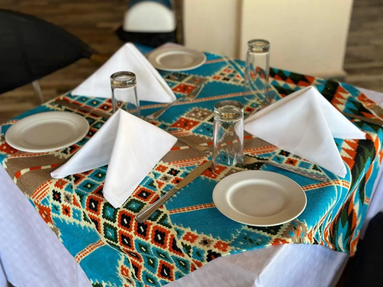 Restaurant/places to eat in ACHERTOD Nubian House