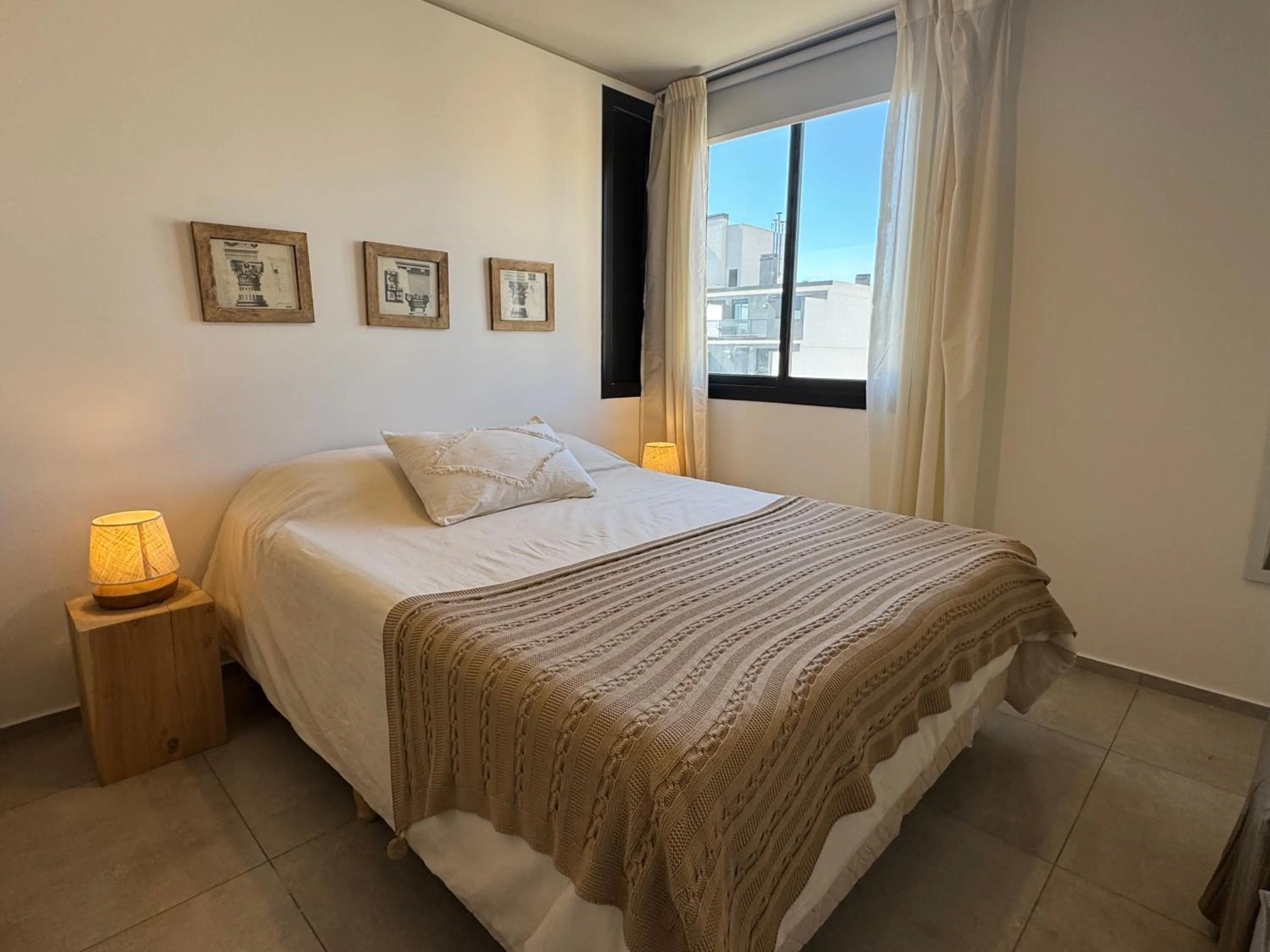 Bed in Rent a Flat Nueva Cordoba