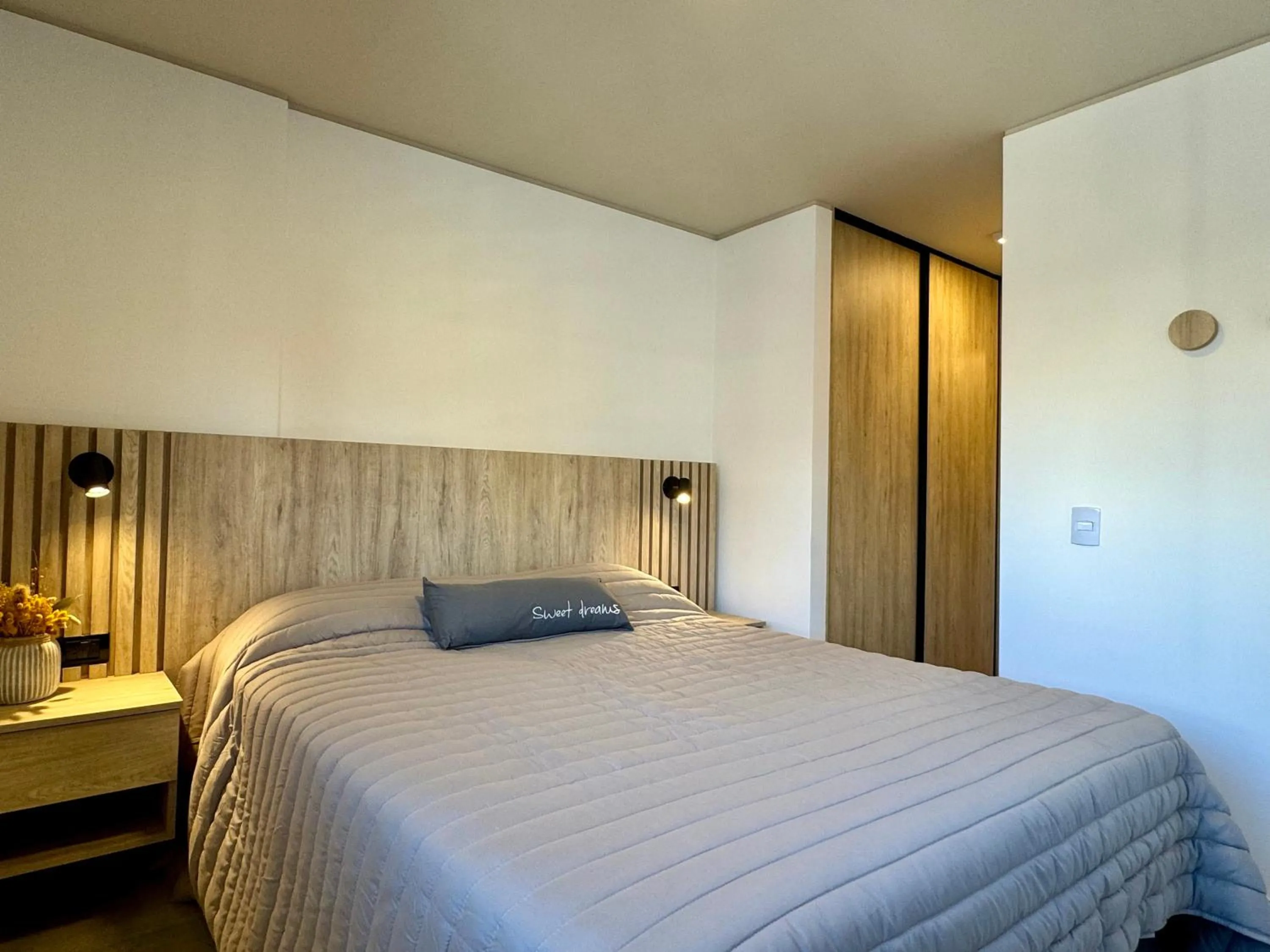 Bed in Rent a Flat Nueva Cordoba