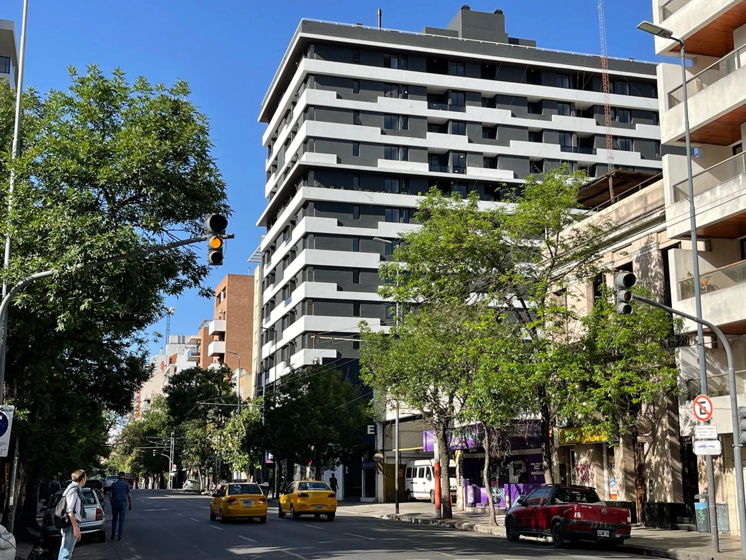 Property building in Rent a Flat Nueva Cordoba