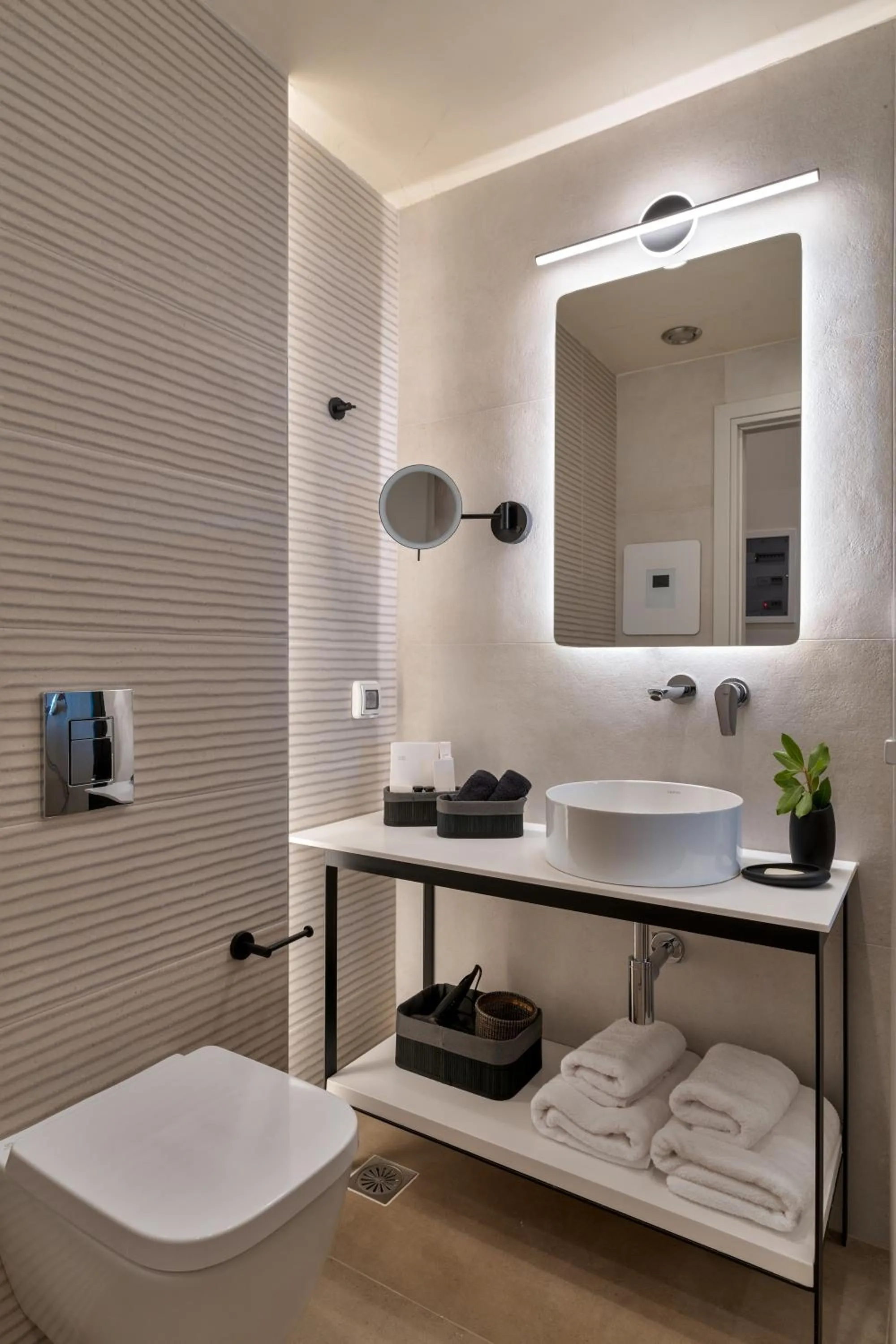 Bathroom in YeeOn Boutique Hotel, Gythio - Historic Hotels of Europe