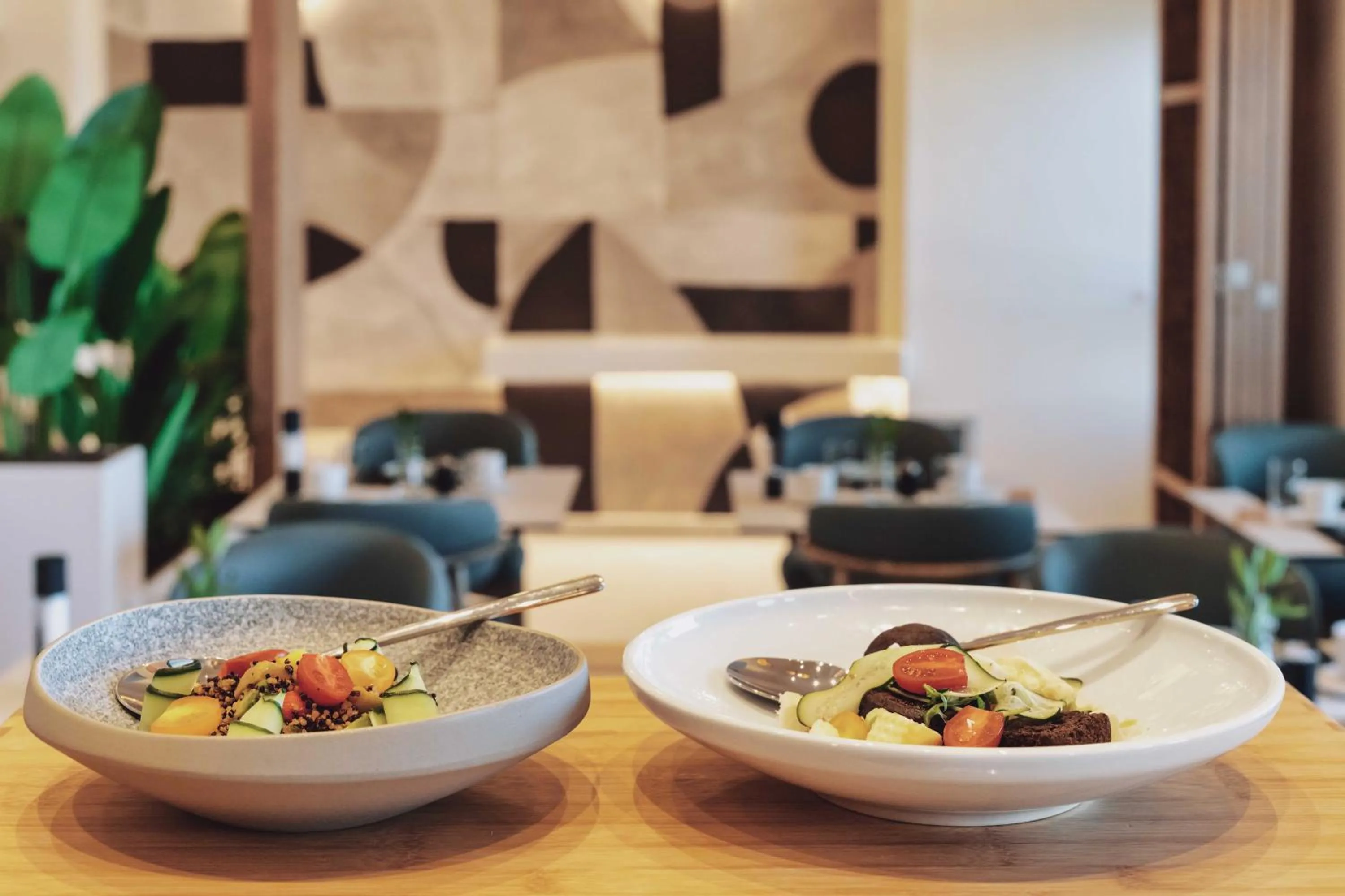 Restaurant/places to eat in YeeOn Boutique Hotel, Gythio - Historic Hotels of Europe