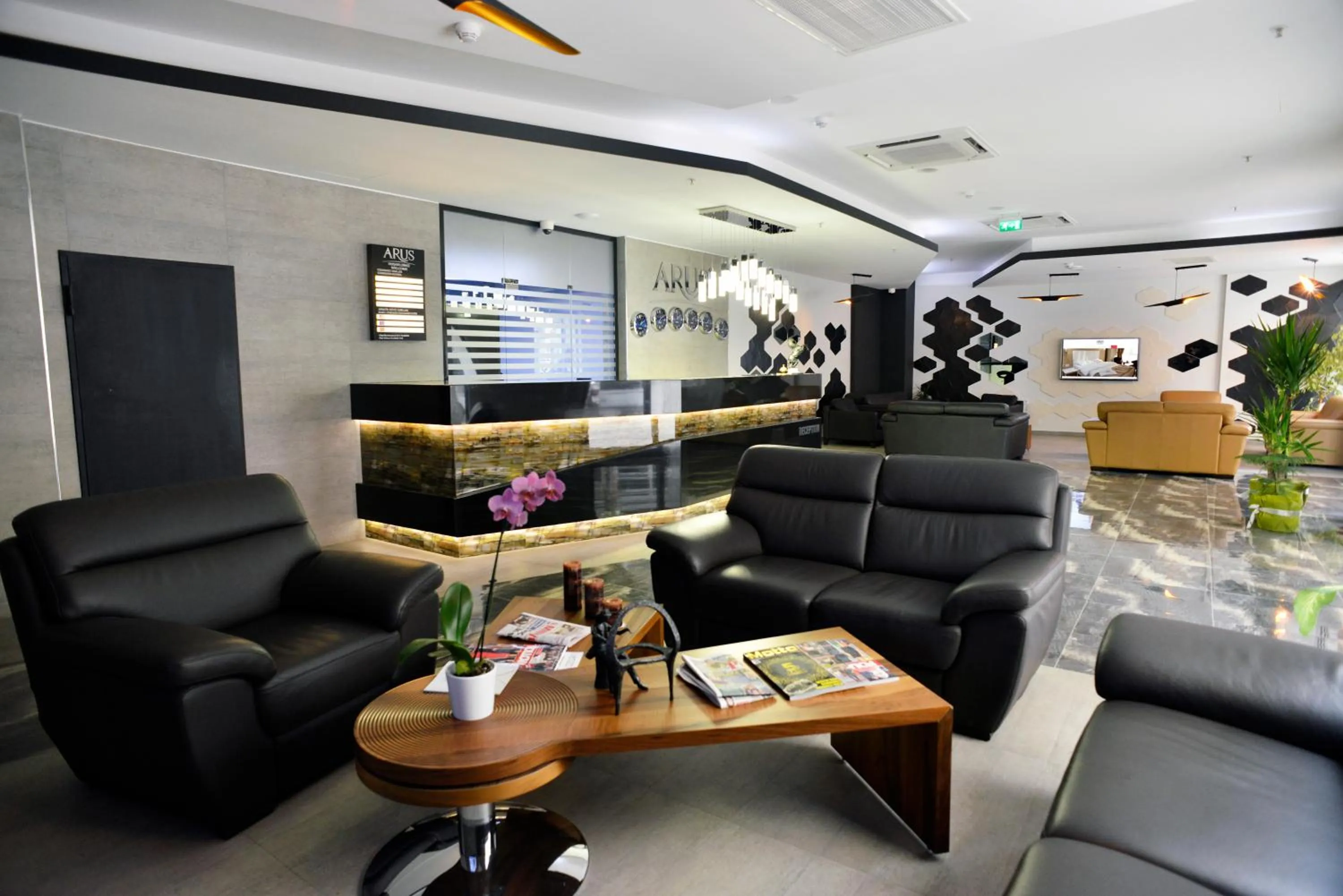 Lobby or reception in Arus Hotel