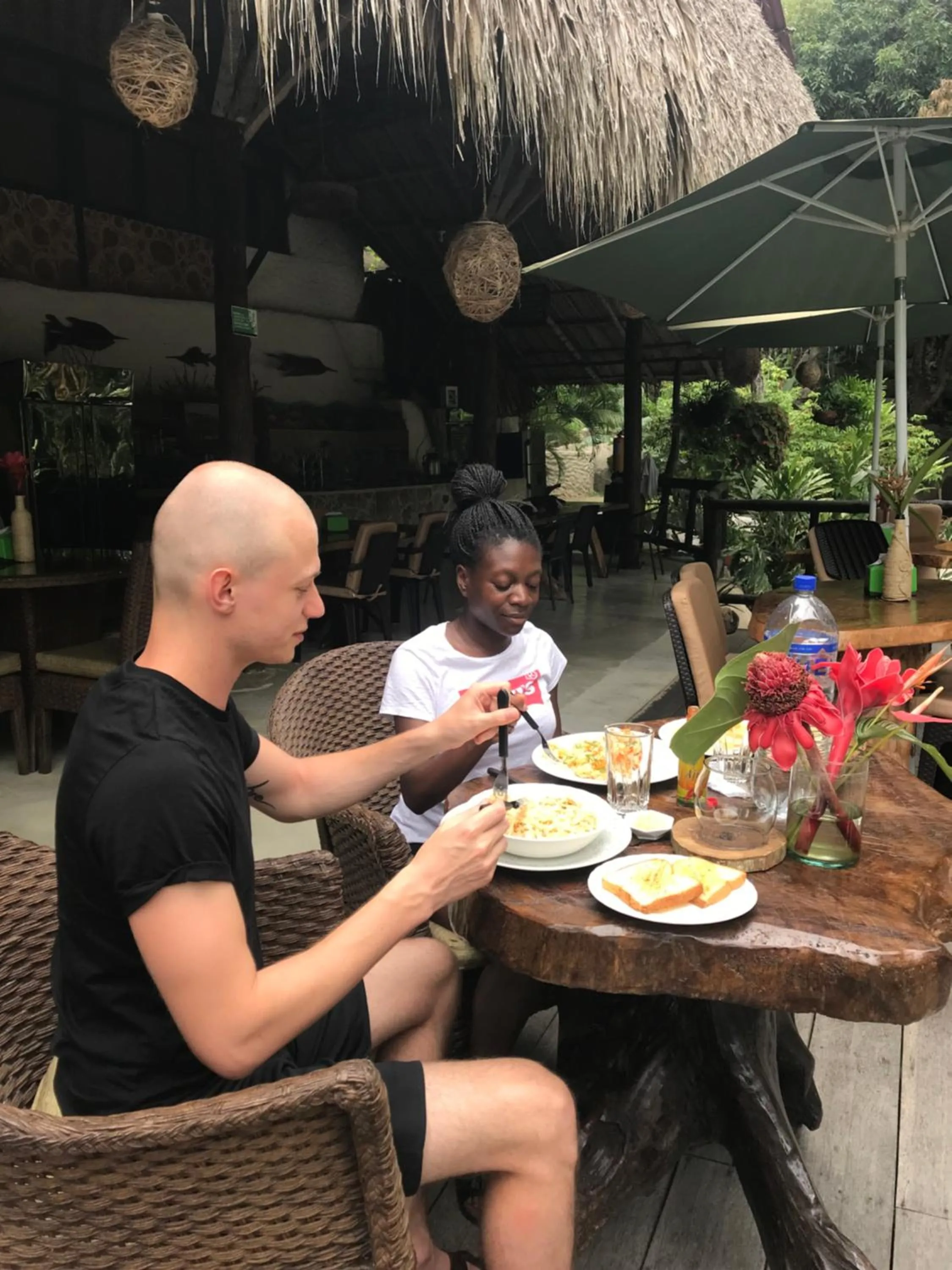 Restaurant/places to eat in Monte Verde Tayrona
