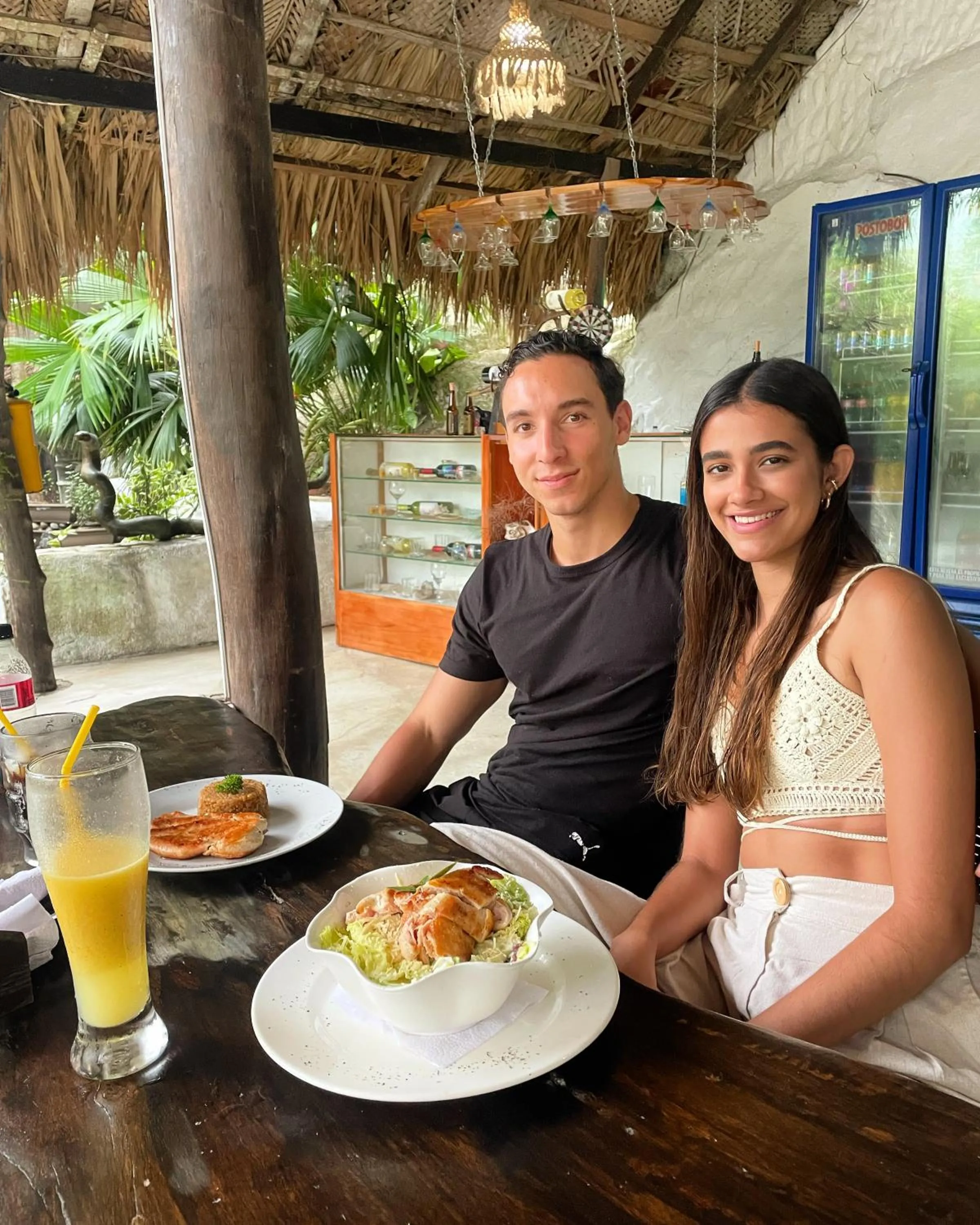Restaurant/places to eat in Monte Verde Tayrona
