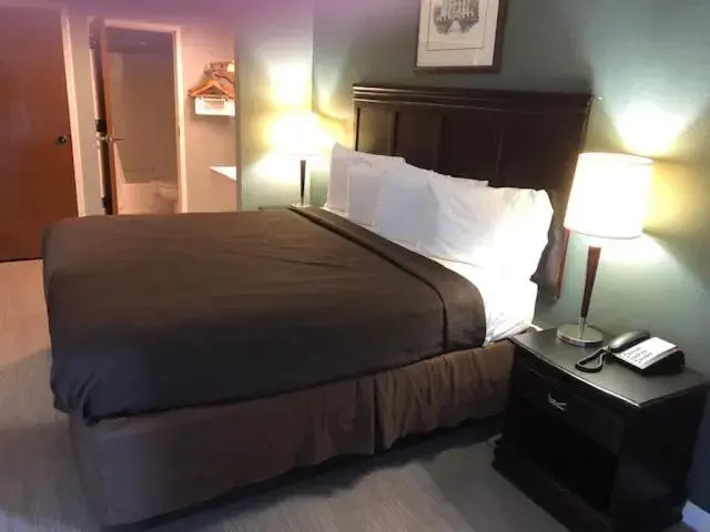 Photo of the whole room, Bed in Americas Best Value Inn Athens Photo of the whole room, Bed in Americas Best Value Inn Athens