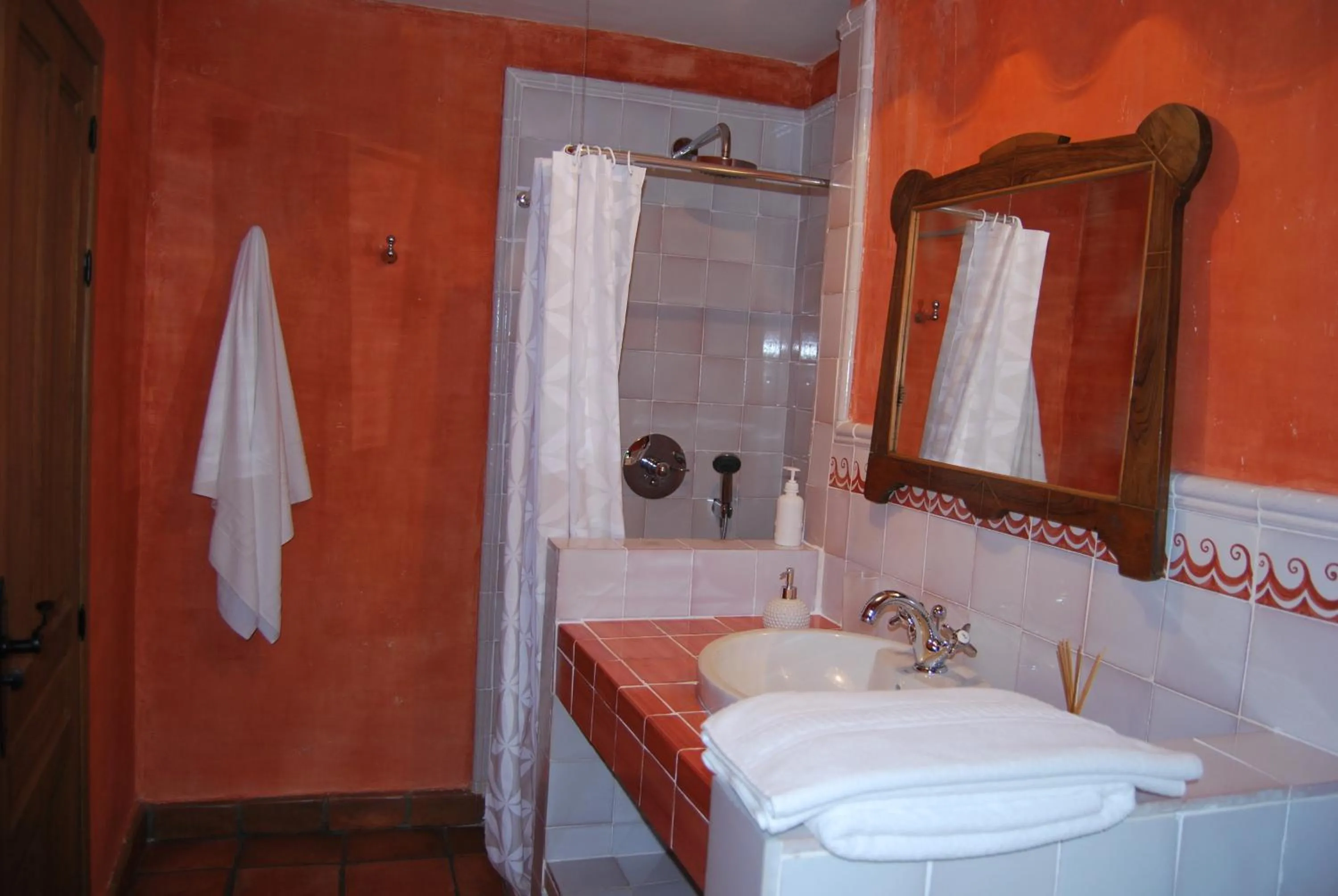 Decorative detail in La Casa de San Gil