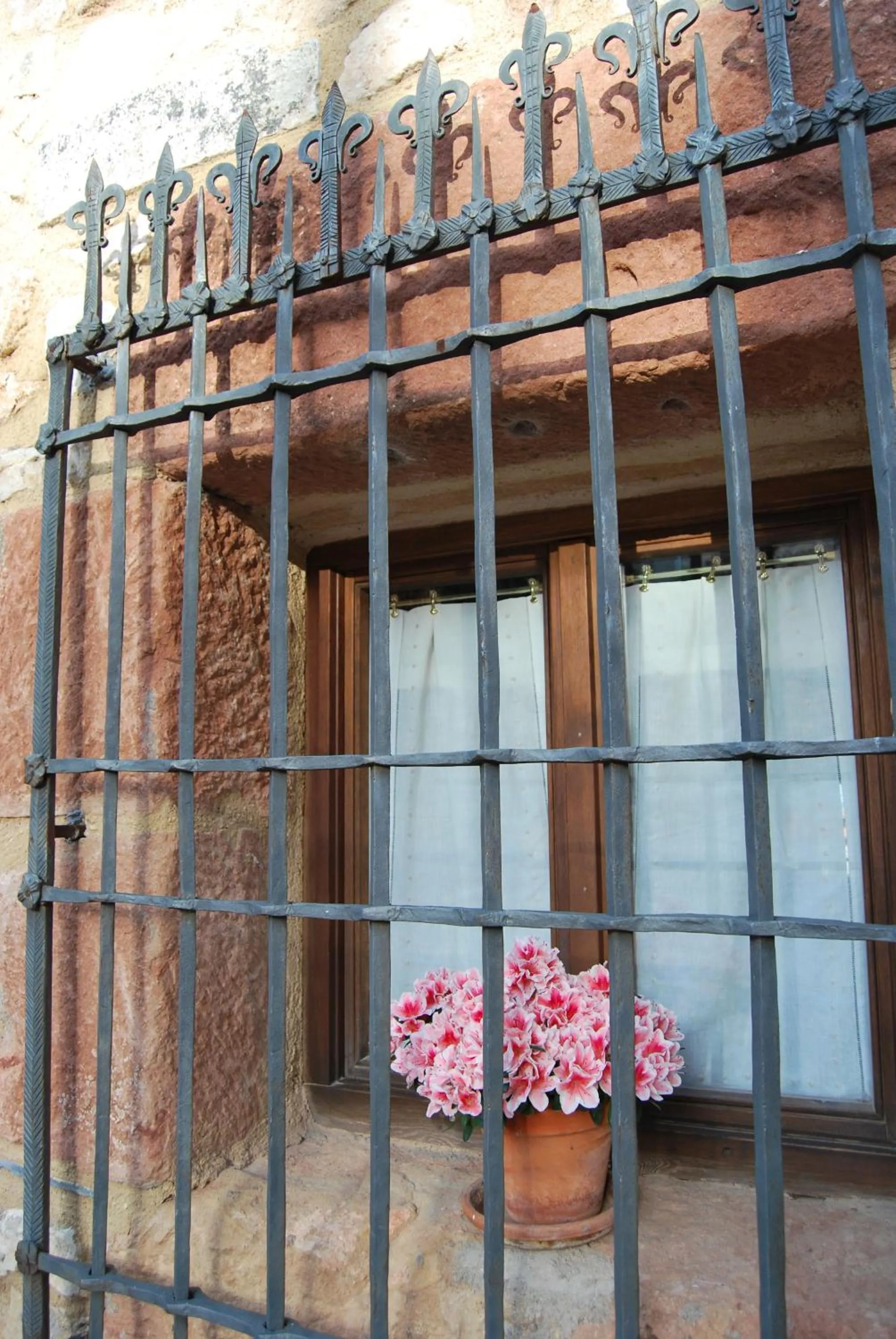 Decorative detail in La Casa de San Gil