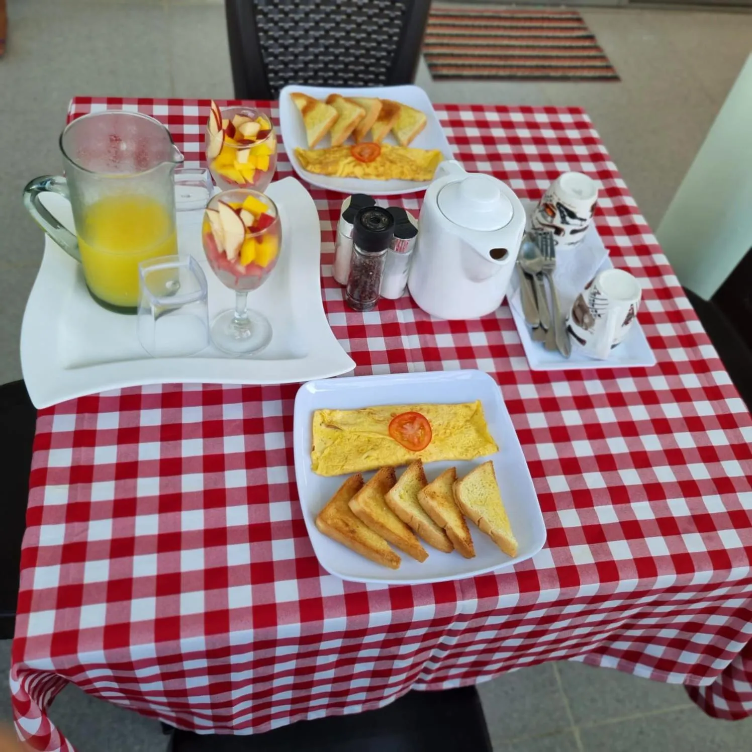 Food and drinks in Dreimar Hotel Boutique