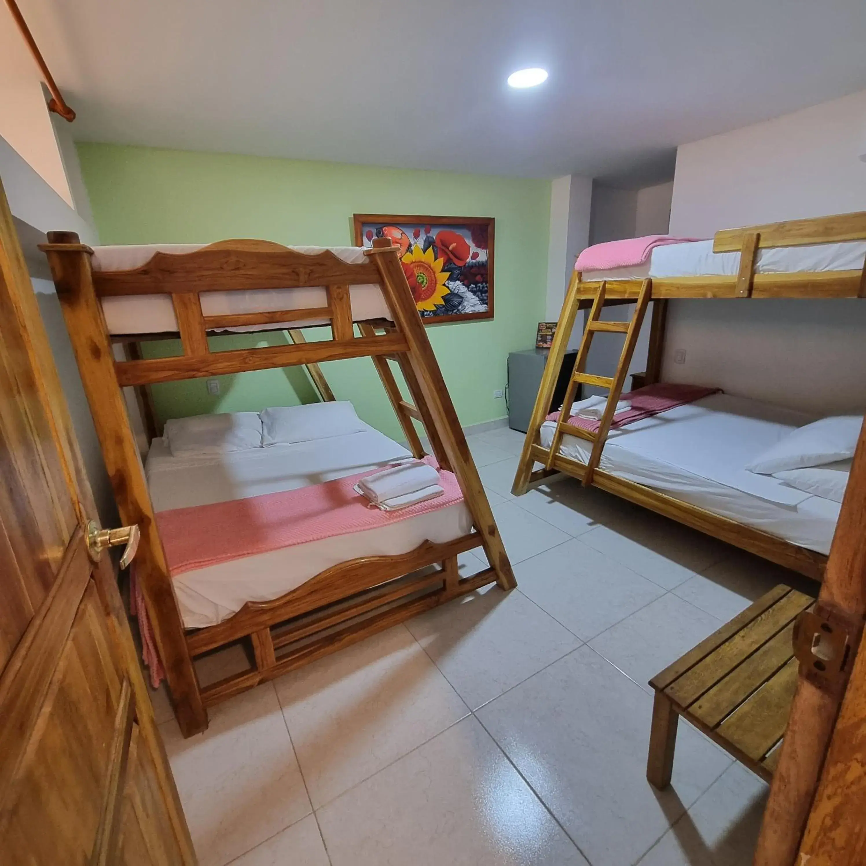 Quadruple Room with Private Bathroom in Dreimar Hotel Boutique Quadruple Room with Private Bathroom in Dreimar Hotel Boutique