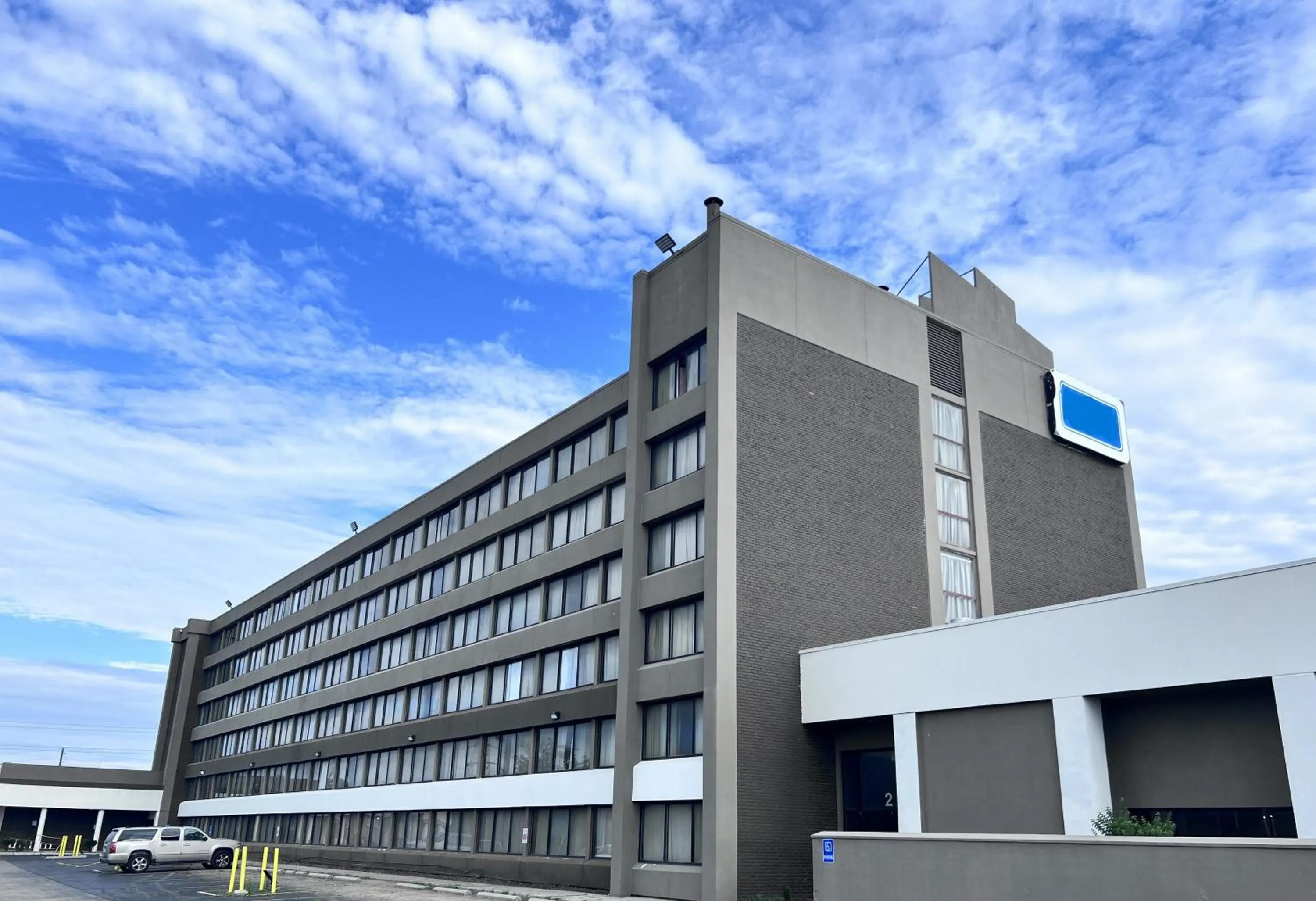 Property building in Indy Hotel