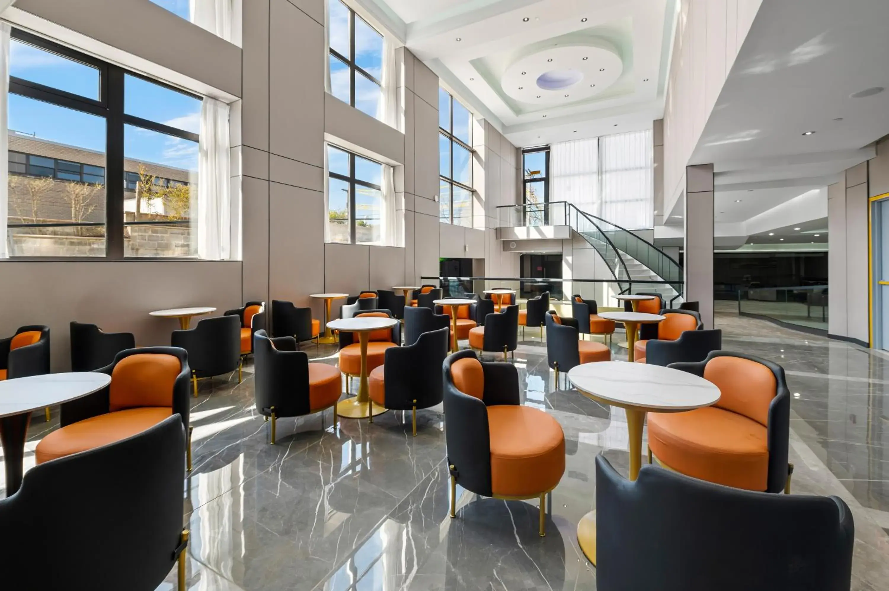 Restaurant/places to eat in Ly New York Hotel Restaurant/places to eat in Ly New York Hotel