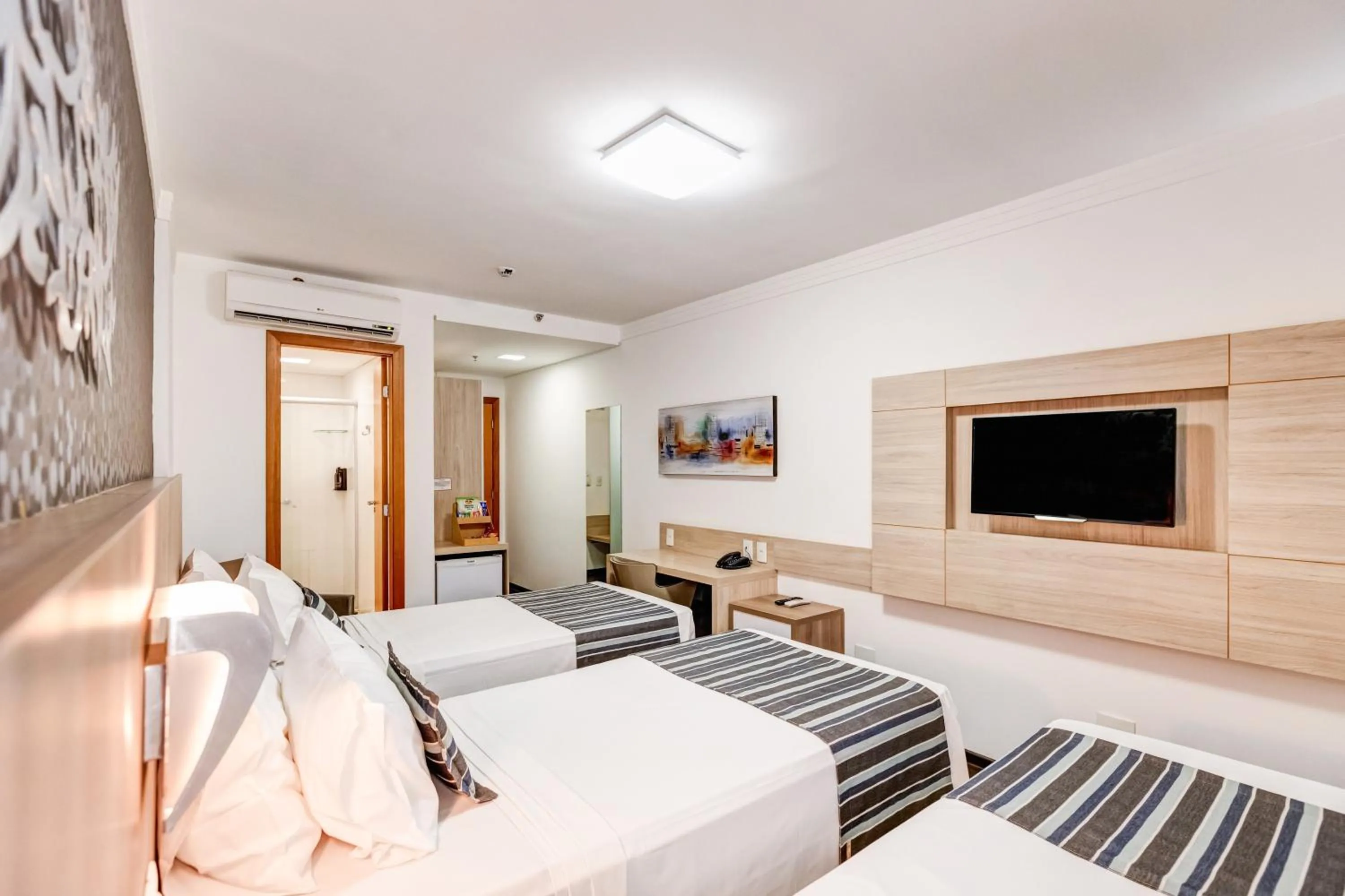 Bedroom, Bed in Allia Gran Pampulha Suites