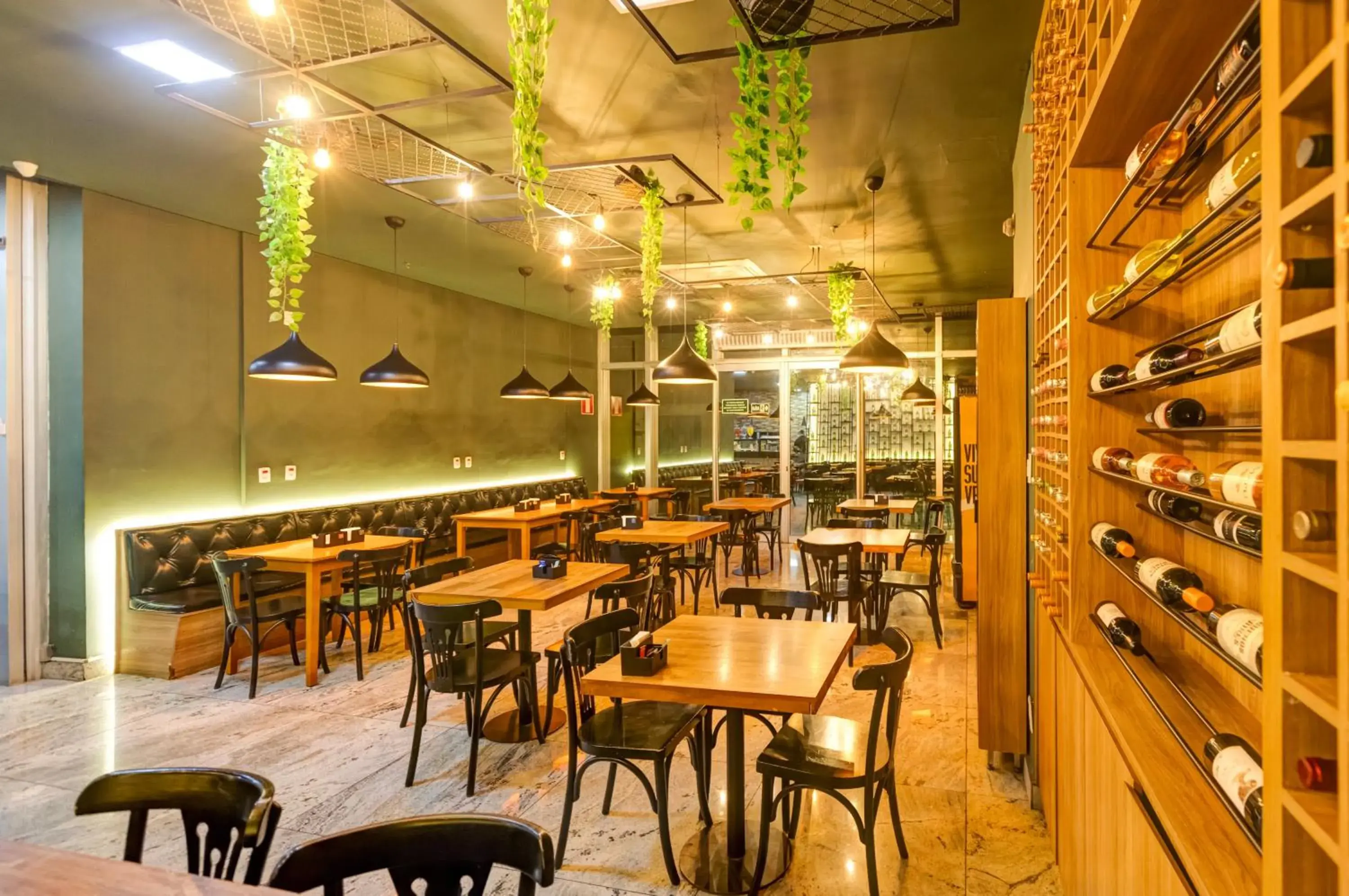 Restaurant/places to eat in Allia Gran Pampulha Suites Restaurant/places to eat in Allia Gran Pampulha Suites