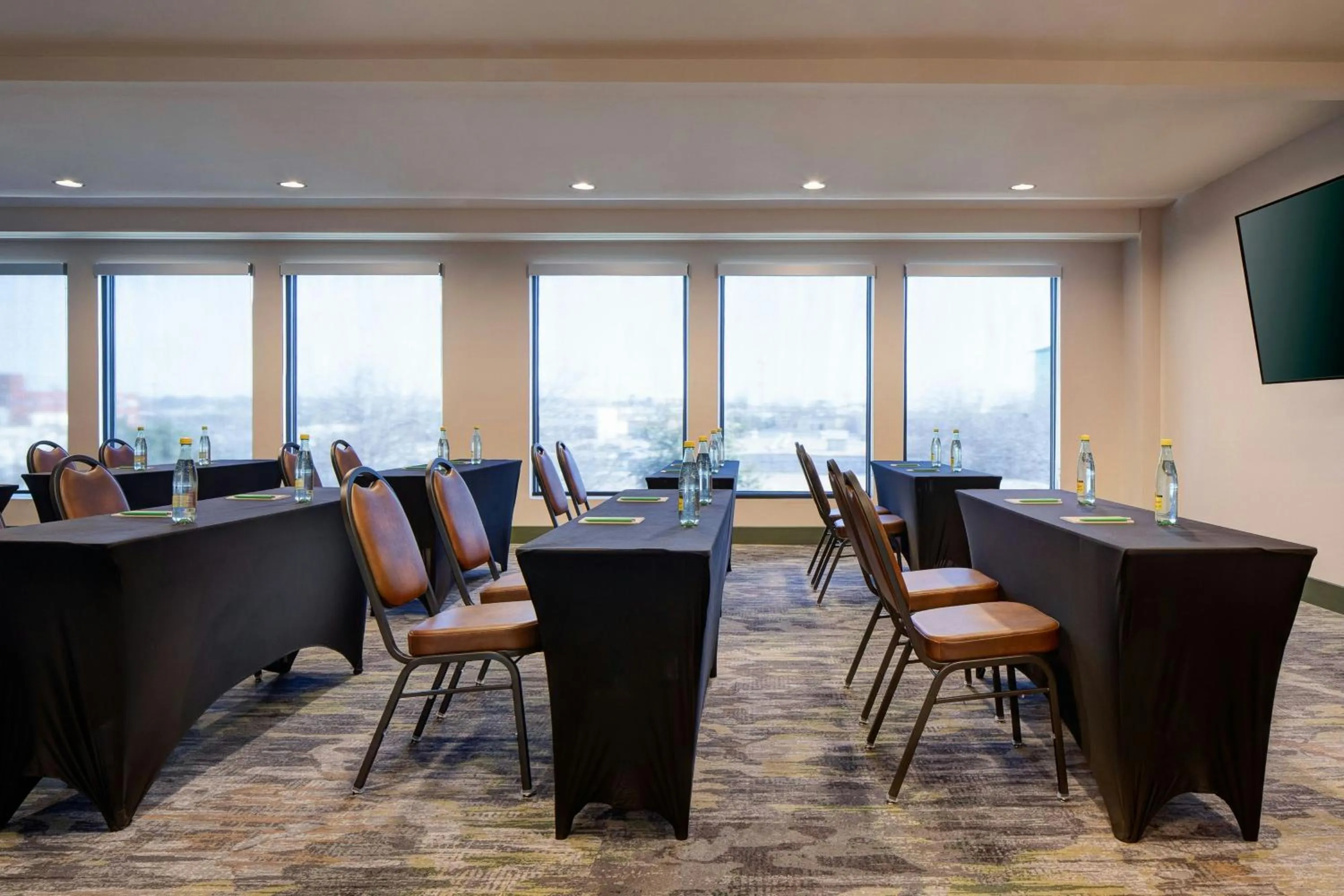 Meeting/conference room in Sol Cypress, San Antonio, a Tribute Portfolio Hotel