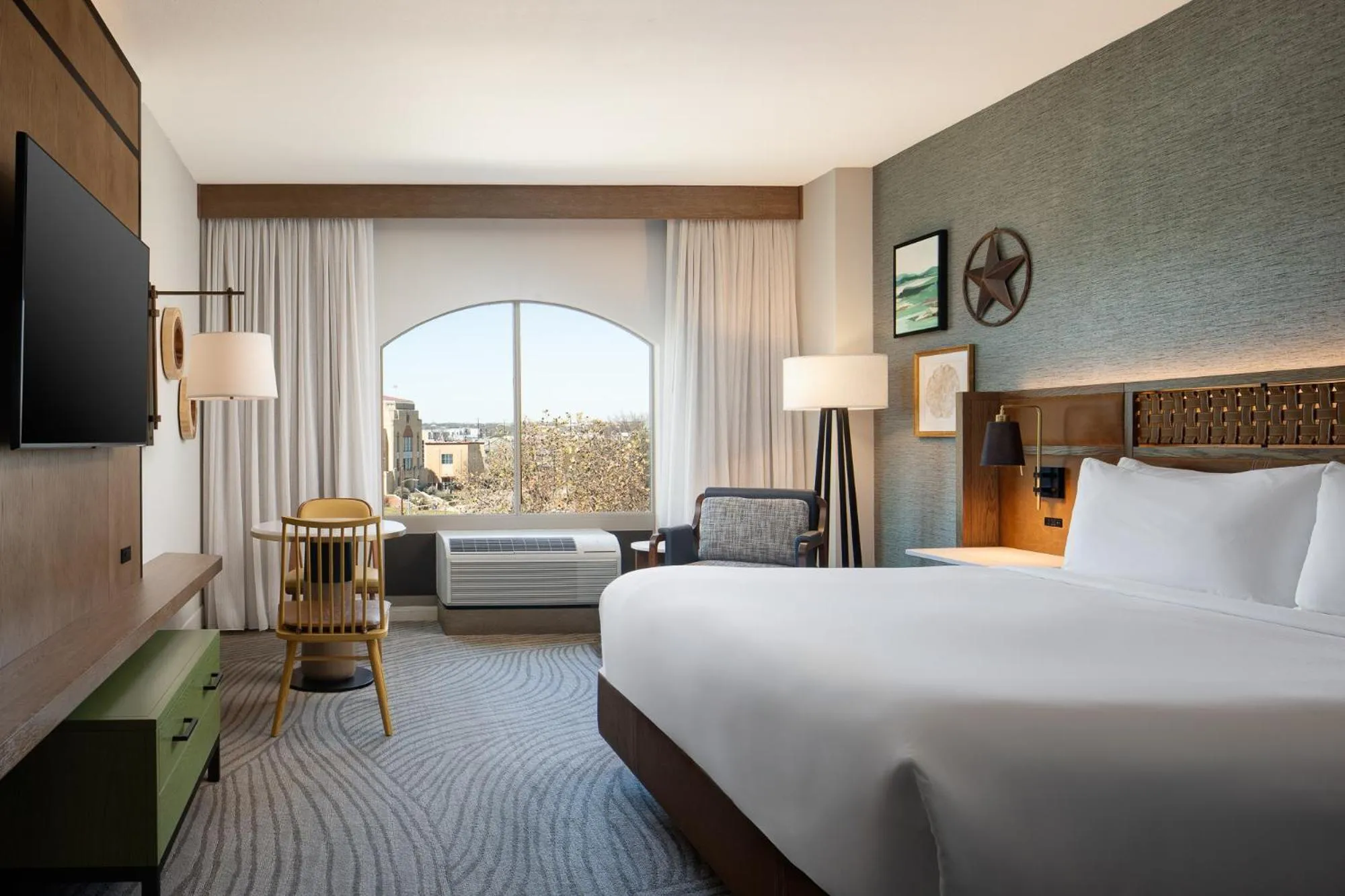 Bedroom, Bed in Sol Cypress, San Antonio, a Tribute Portfolio Hotel