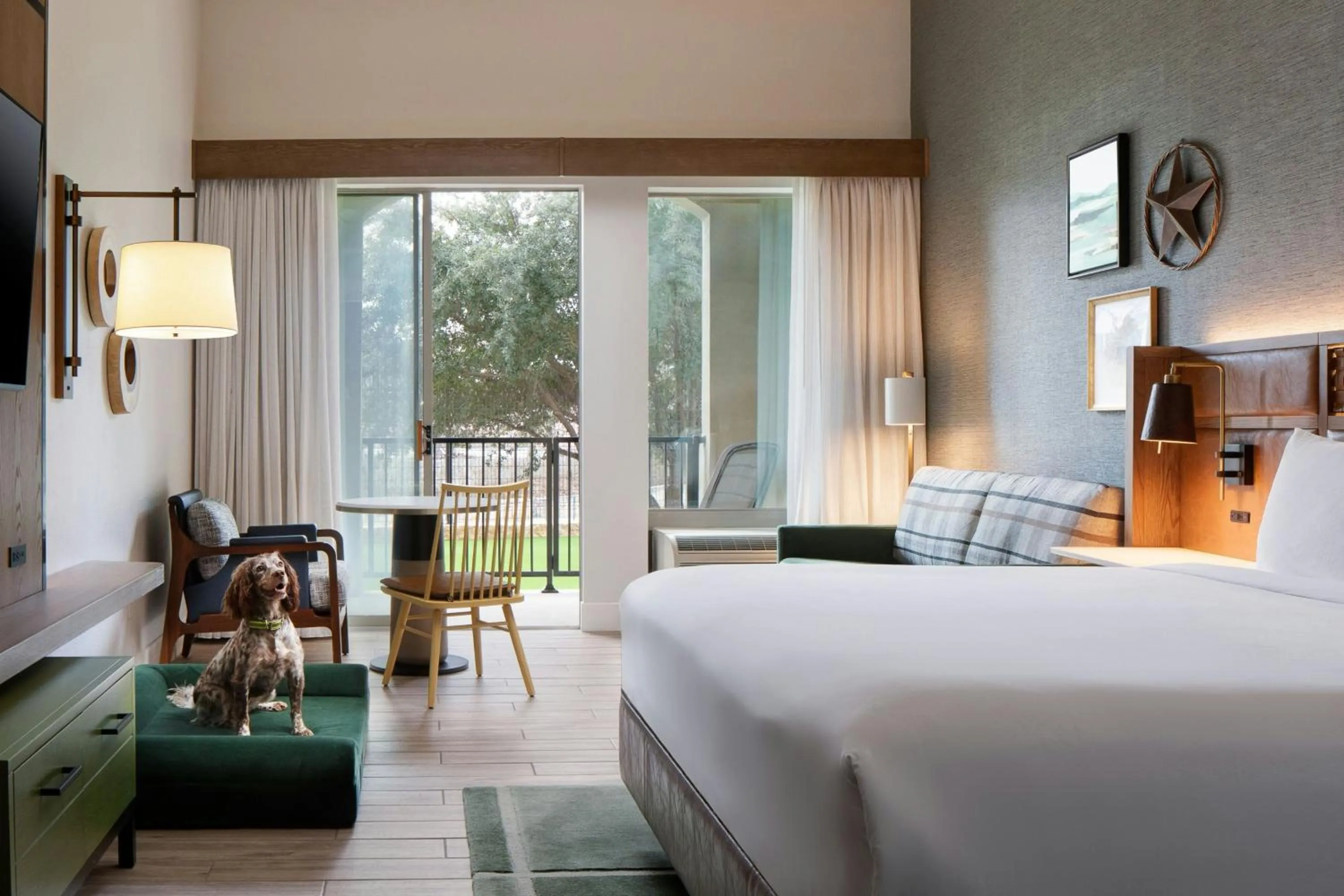 Photo of the whole room, Bed in Sol Cypress, San Antonio, a Tribute Portfolio Hotel