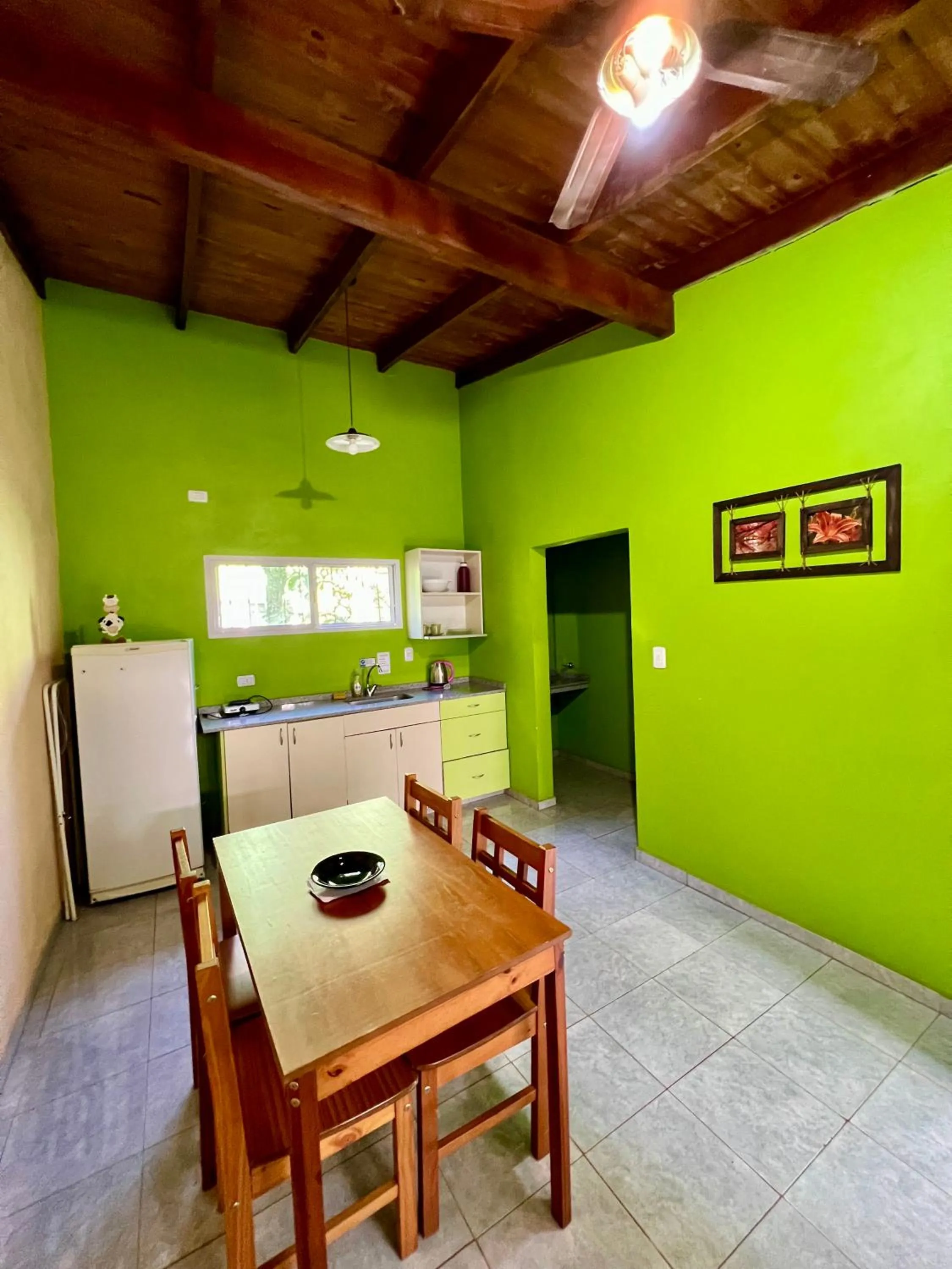 Rainforest Hotel & Cabañas