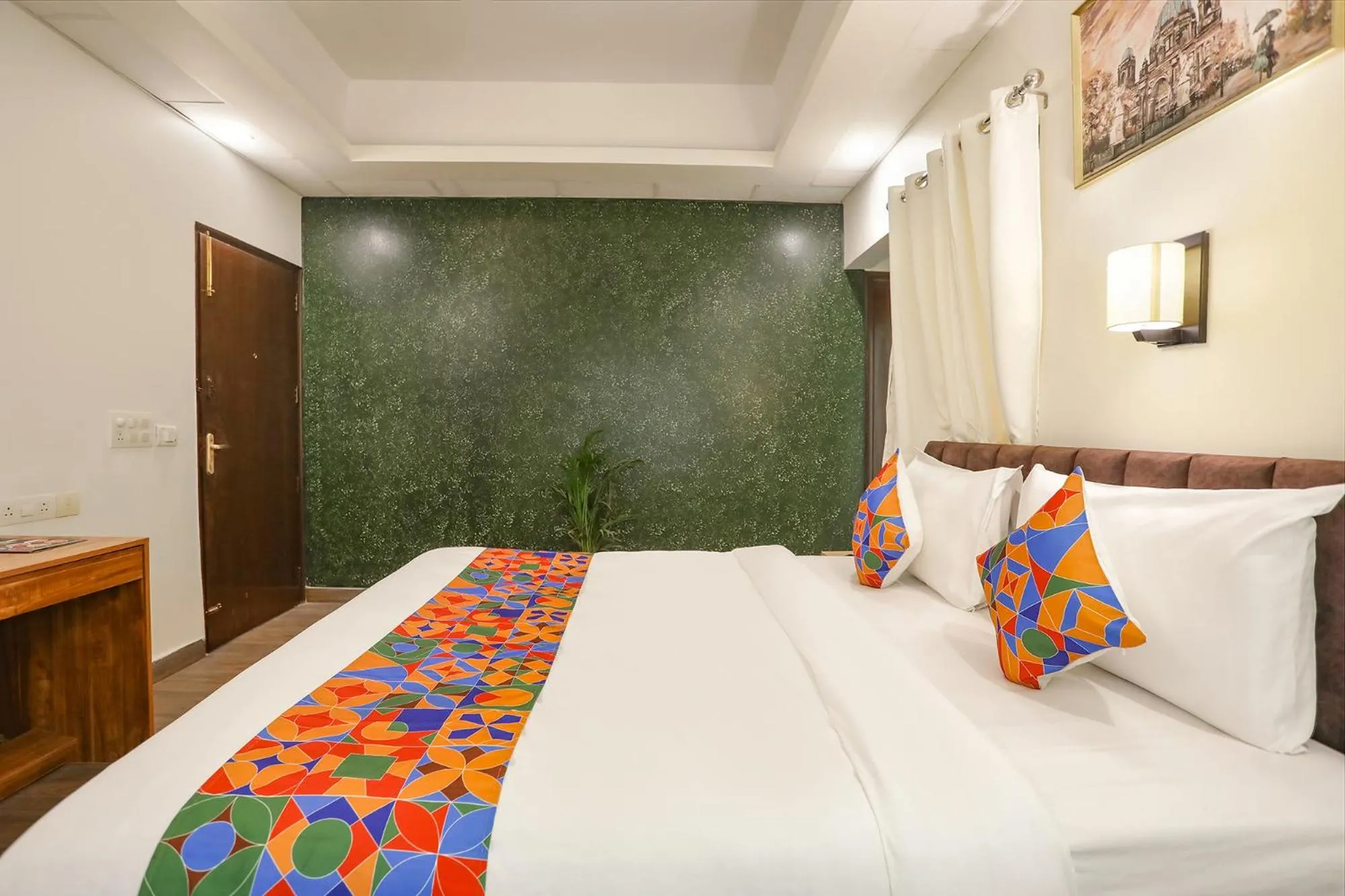 Bed in FabHotel The Indian