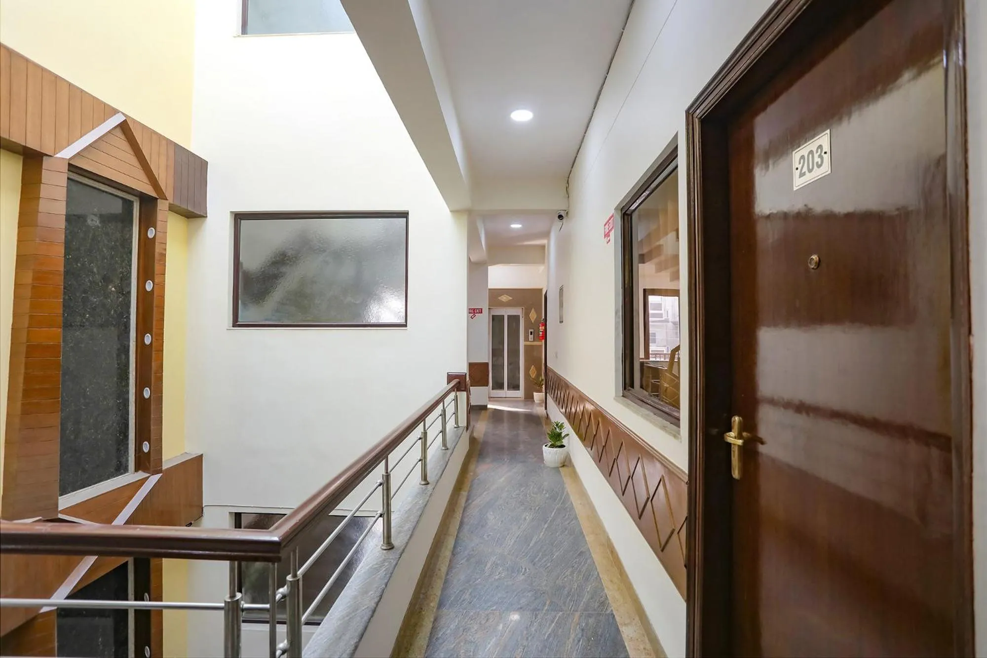 Lobby or reception in FabHotel The Indian