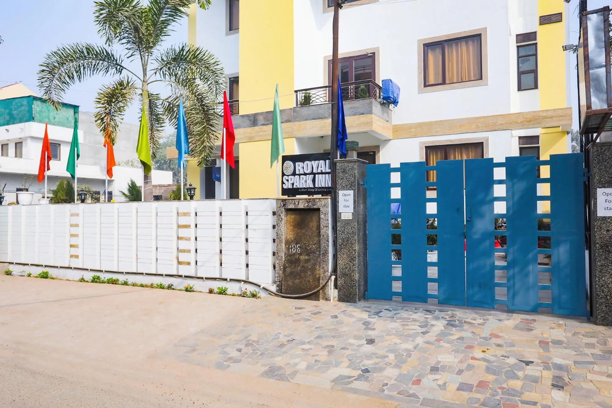 Facade/entrance in FabHotel The Indian