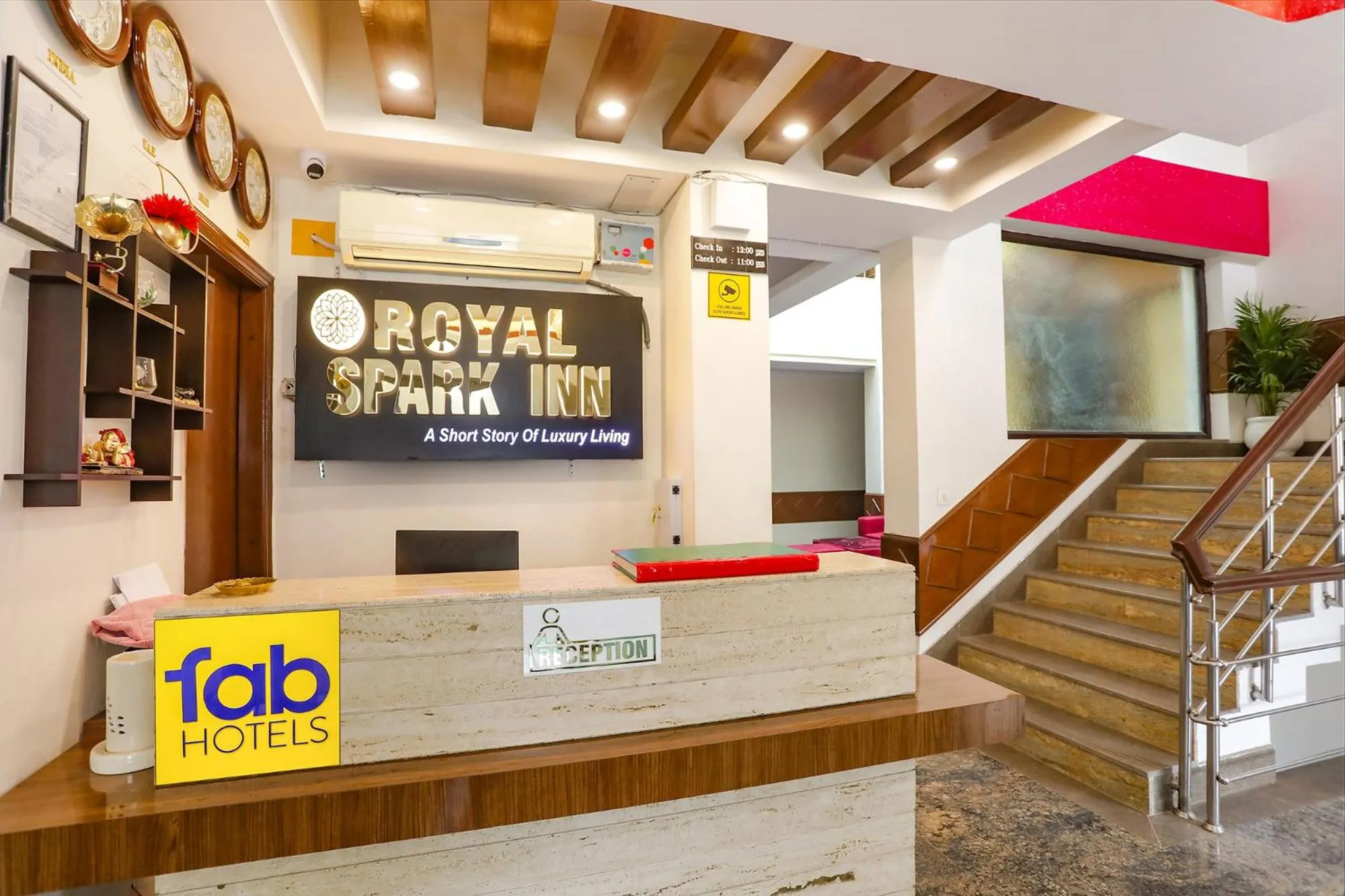 Lobby or reception in FabHotel The Indian