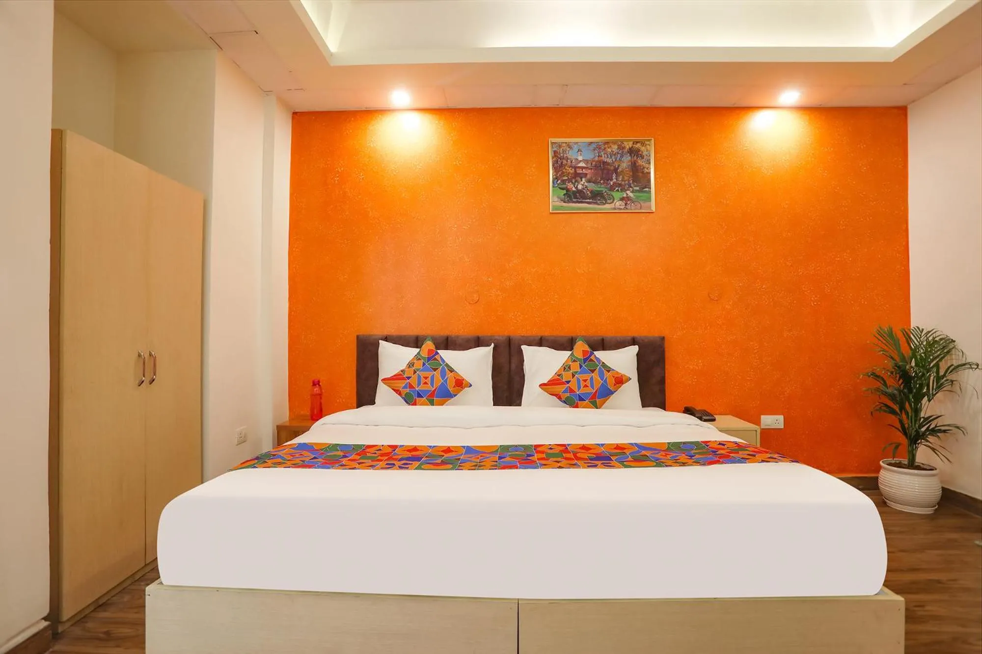 Bed in FabHotel The Indian