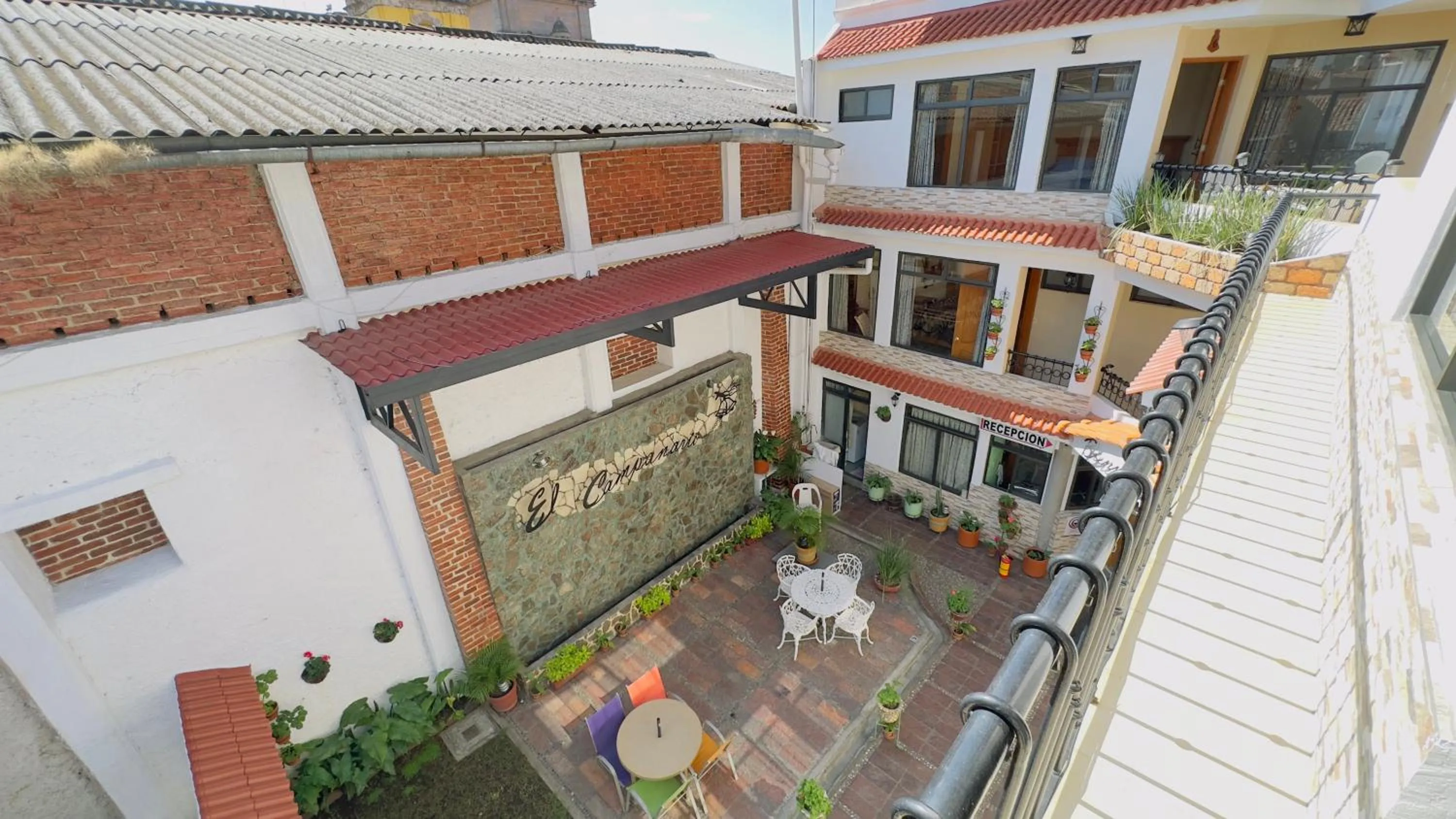 Property building in Posada El Campanario