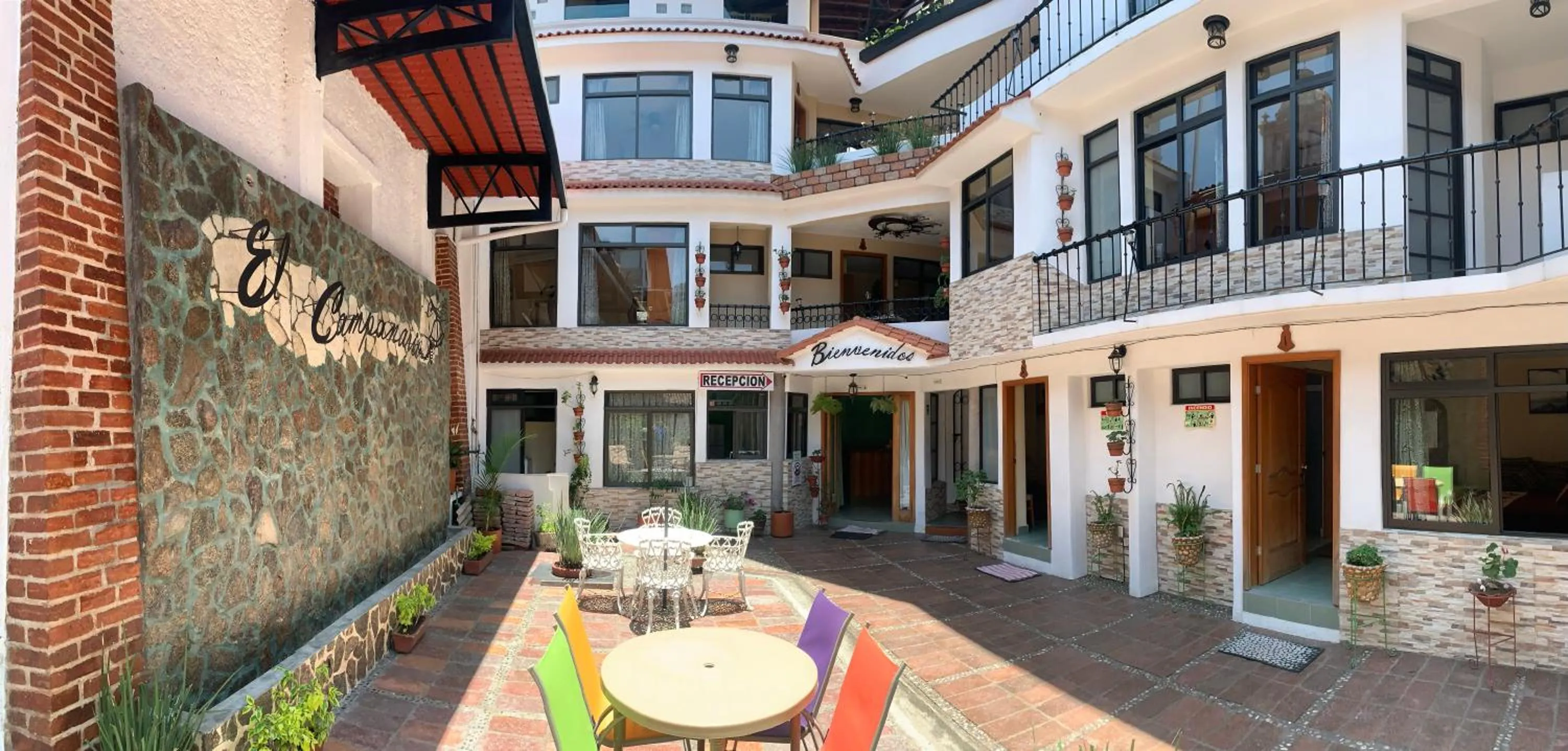 Property building in Posada El Campanario