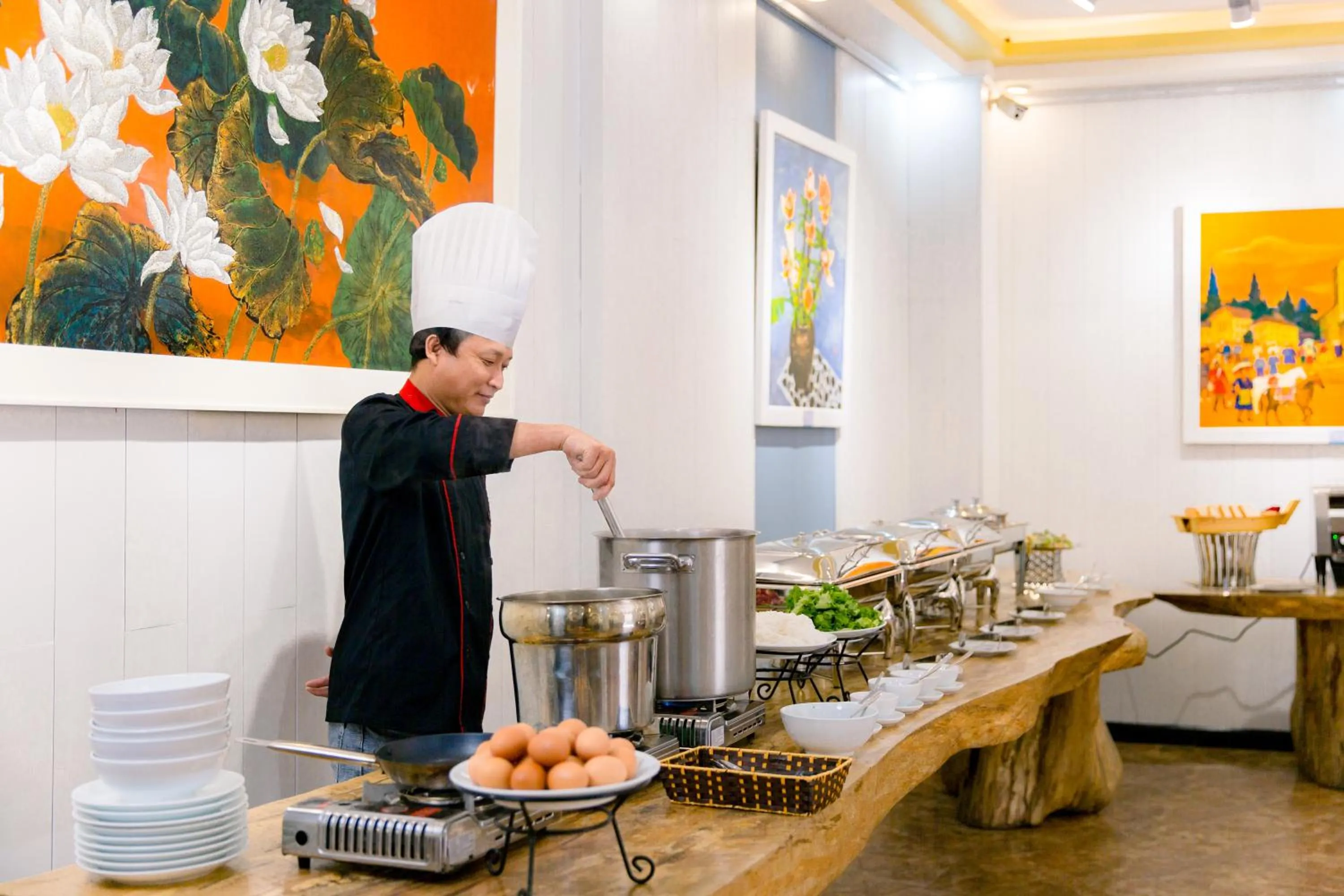 Restaurant/places to eat in Babeeni Family Hotel Sapa